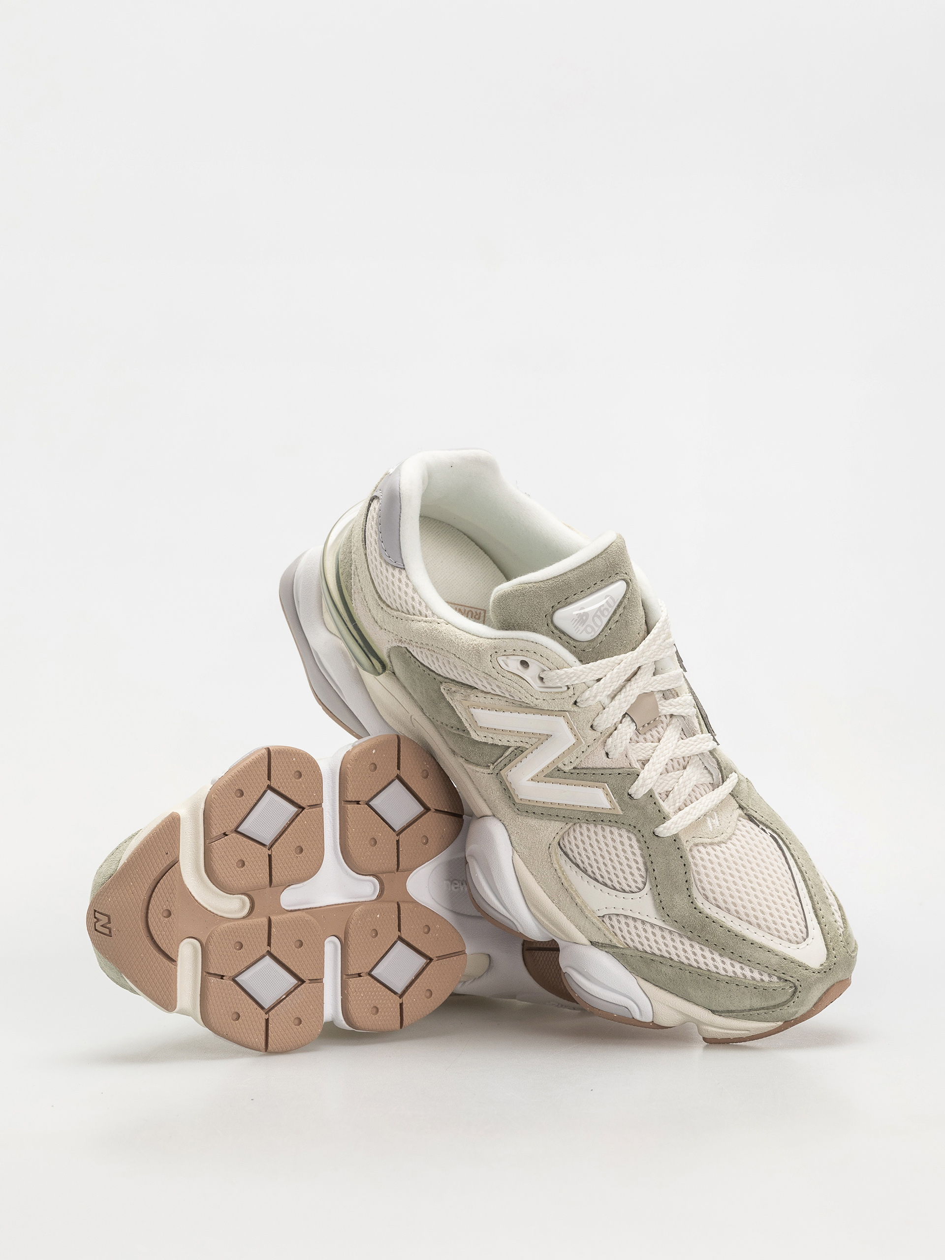 Buty New Balance 9060 (garter snake)