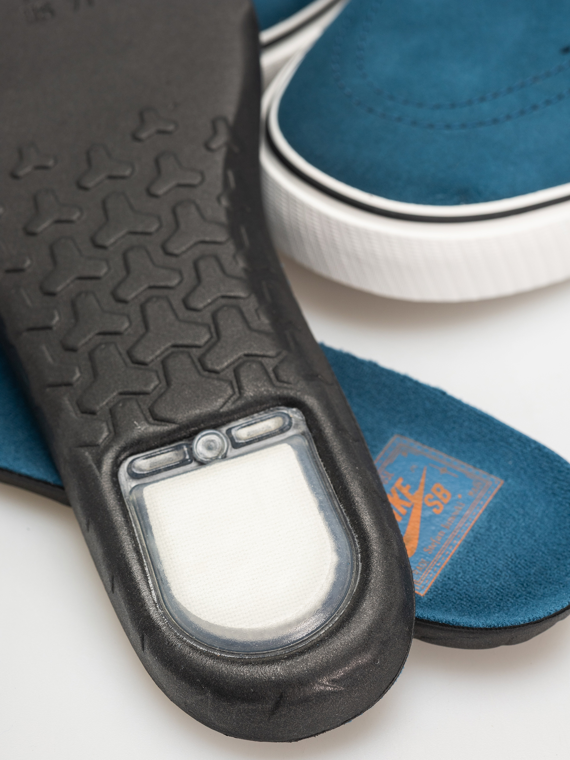 Buty Nike SB Zoom Janoski Og+ (blue force/campfire orange blue force)