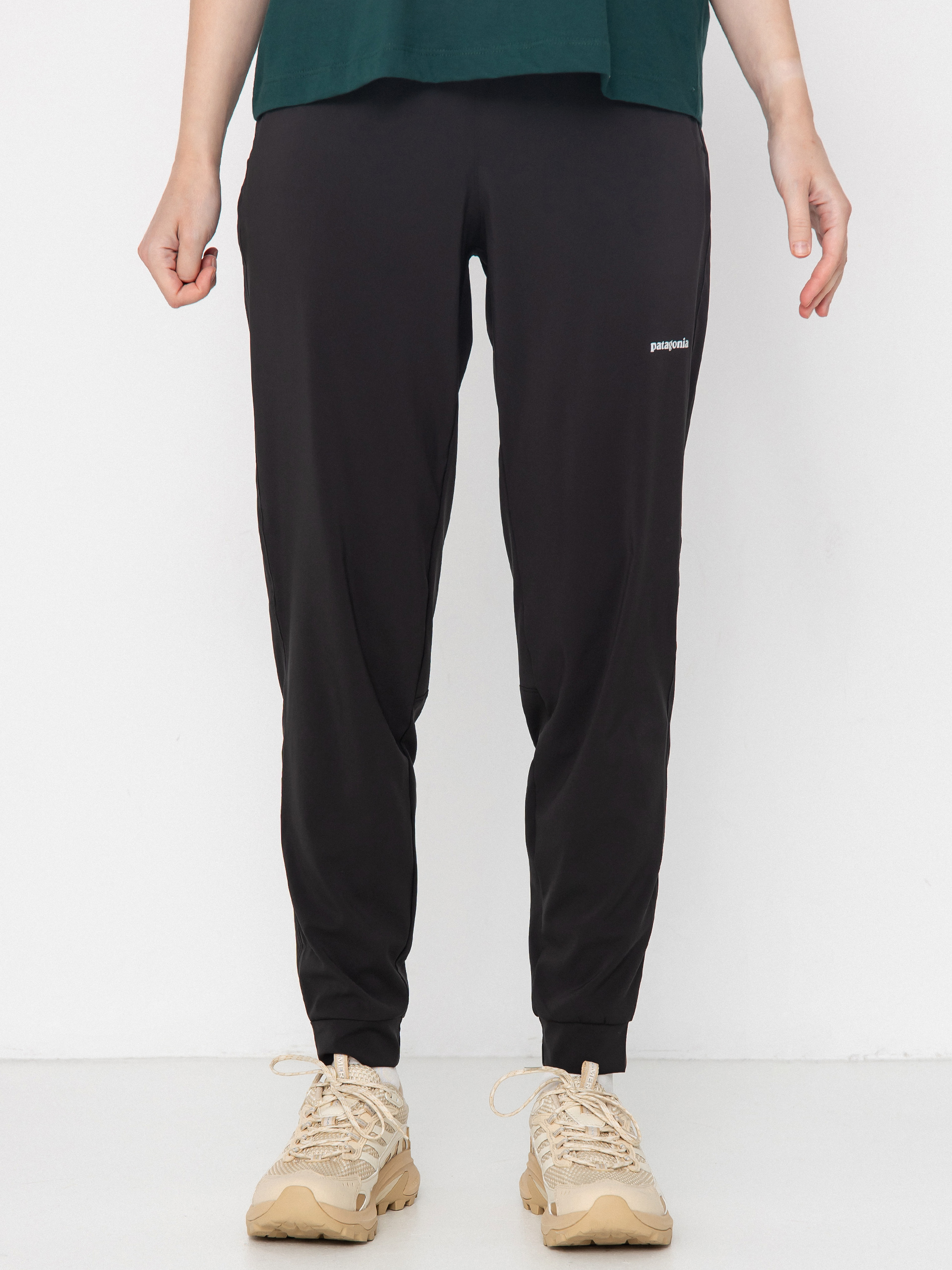 Spodnie Patagonia Terrebonne Joggers Wmn (black)