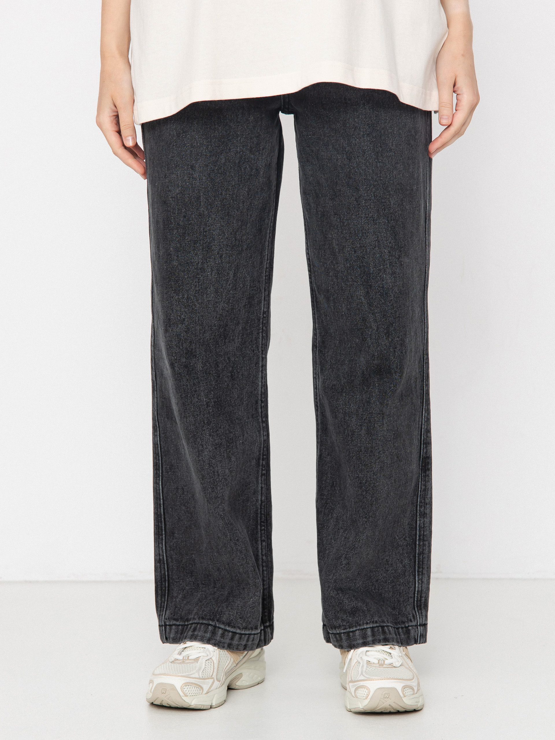 Spodnie Santa Cruz Classic Baggy Jeans Wmn (black wash)