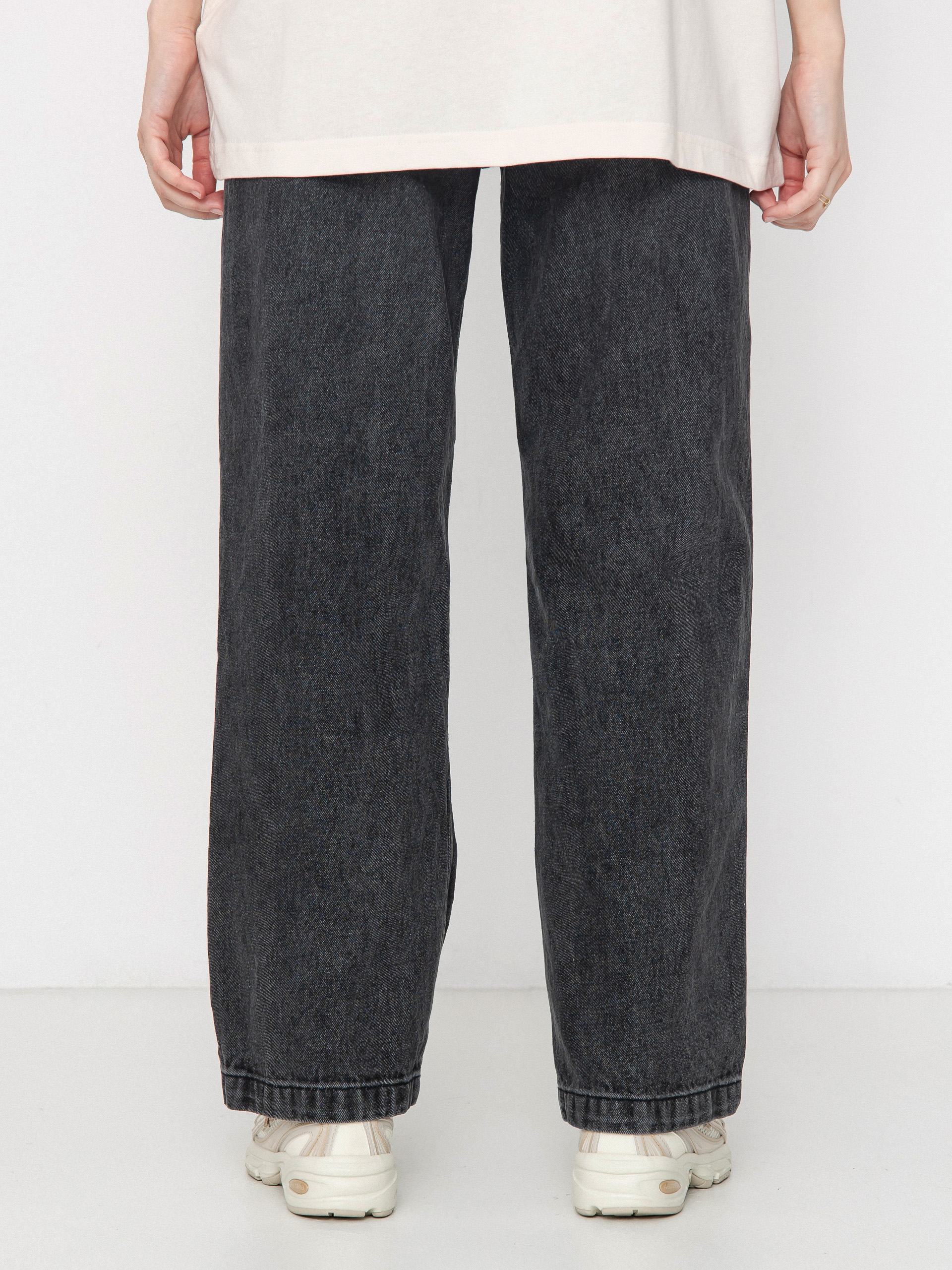 Spodnie Santa Cruz Classic Baggy Jeans Wmn (black wash)