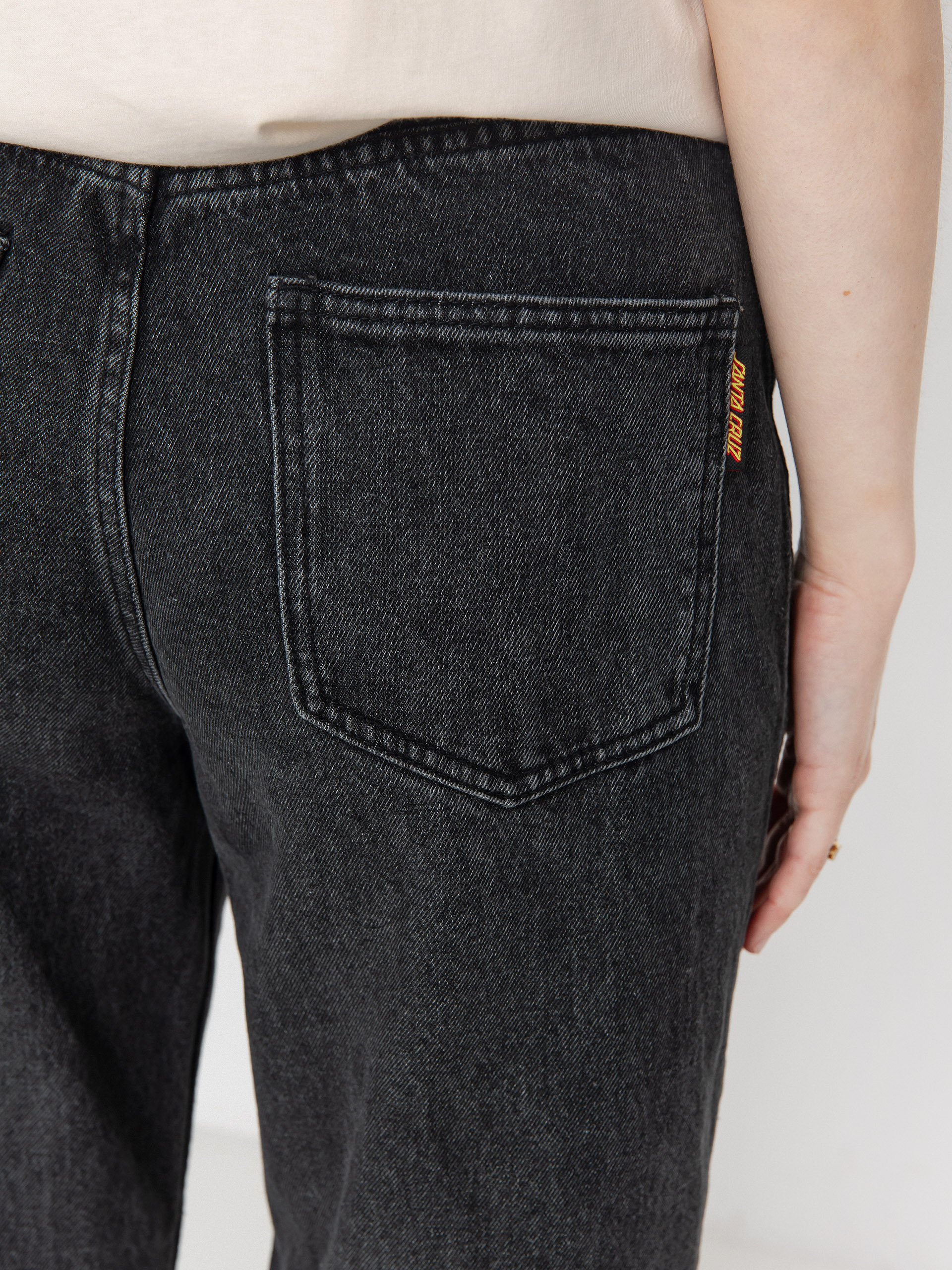 Spodnie Santa Cruz Classic Baggy Jeans Wmn (black wash)