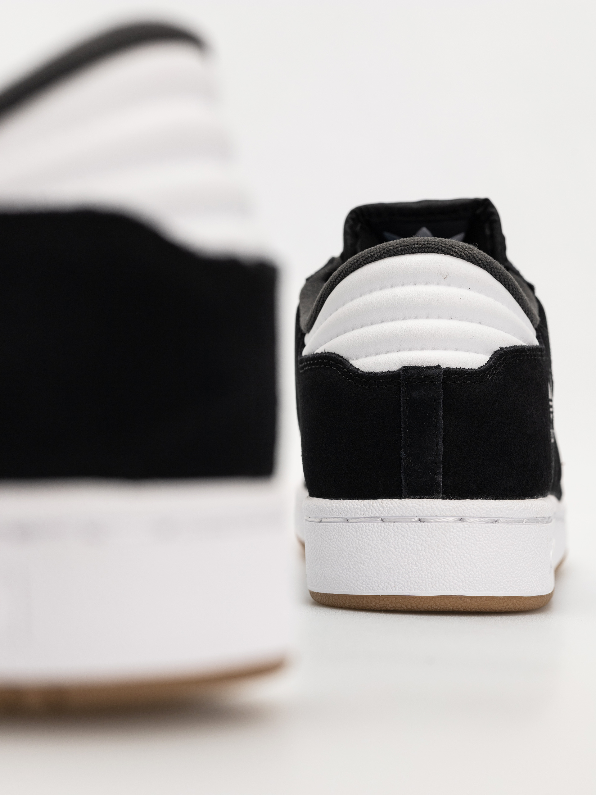 Buty adidas Centennial 85 Low A (cblack/ftwwht/carbon)