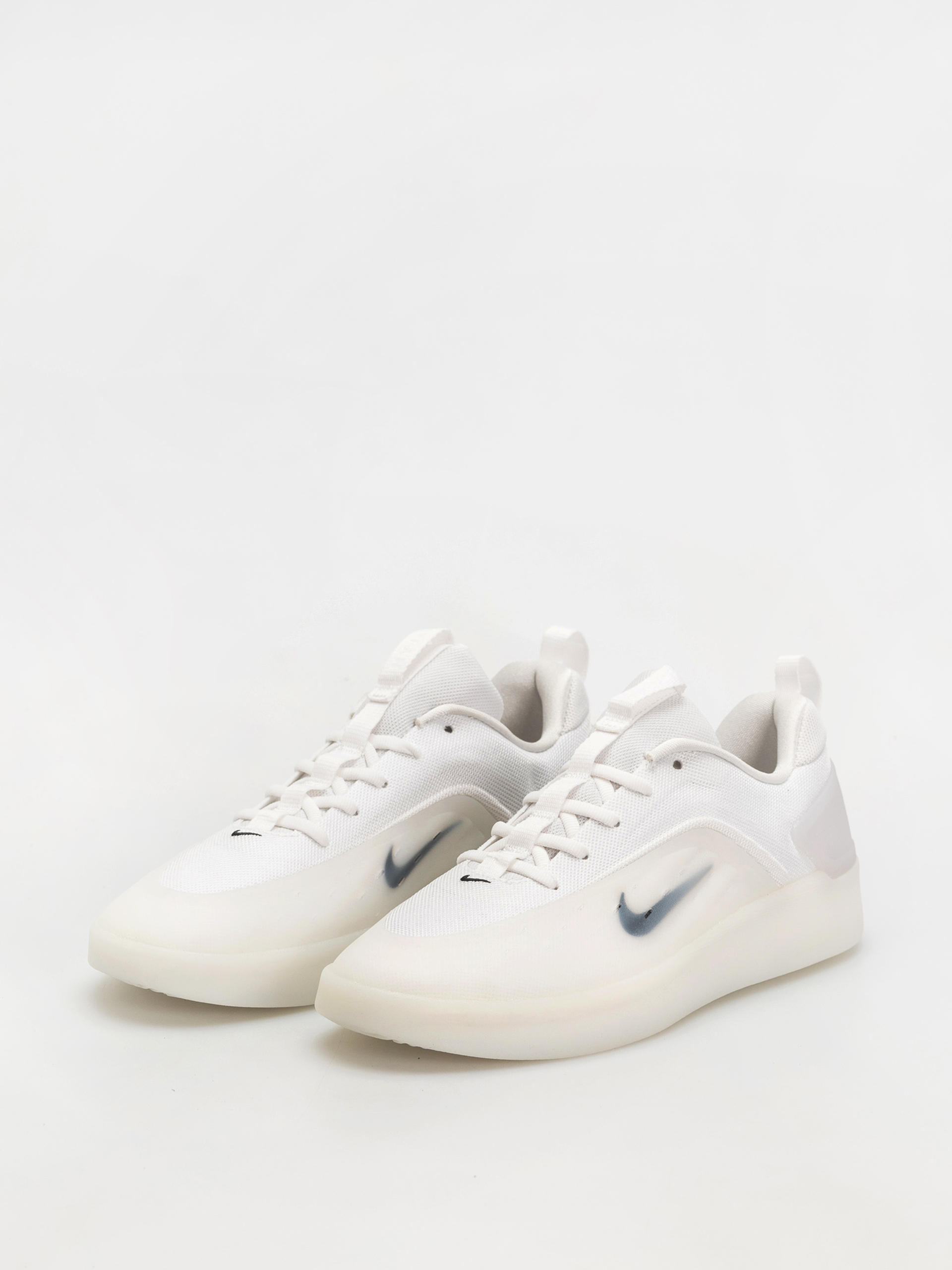 Buty Nike SB Zoom Nyjah 4 (white/black white black)