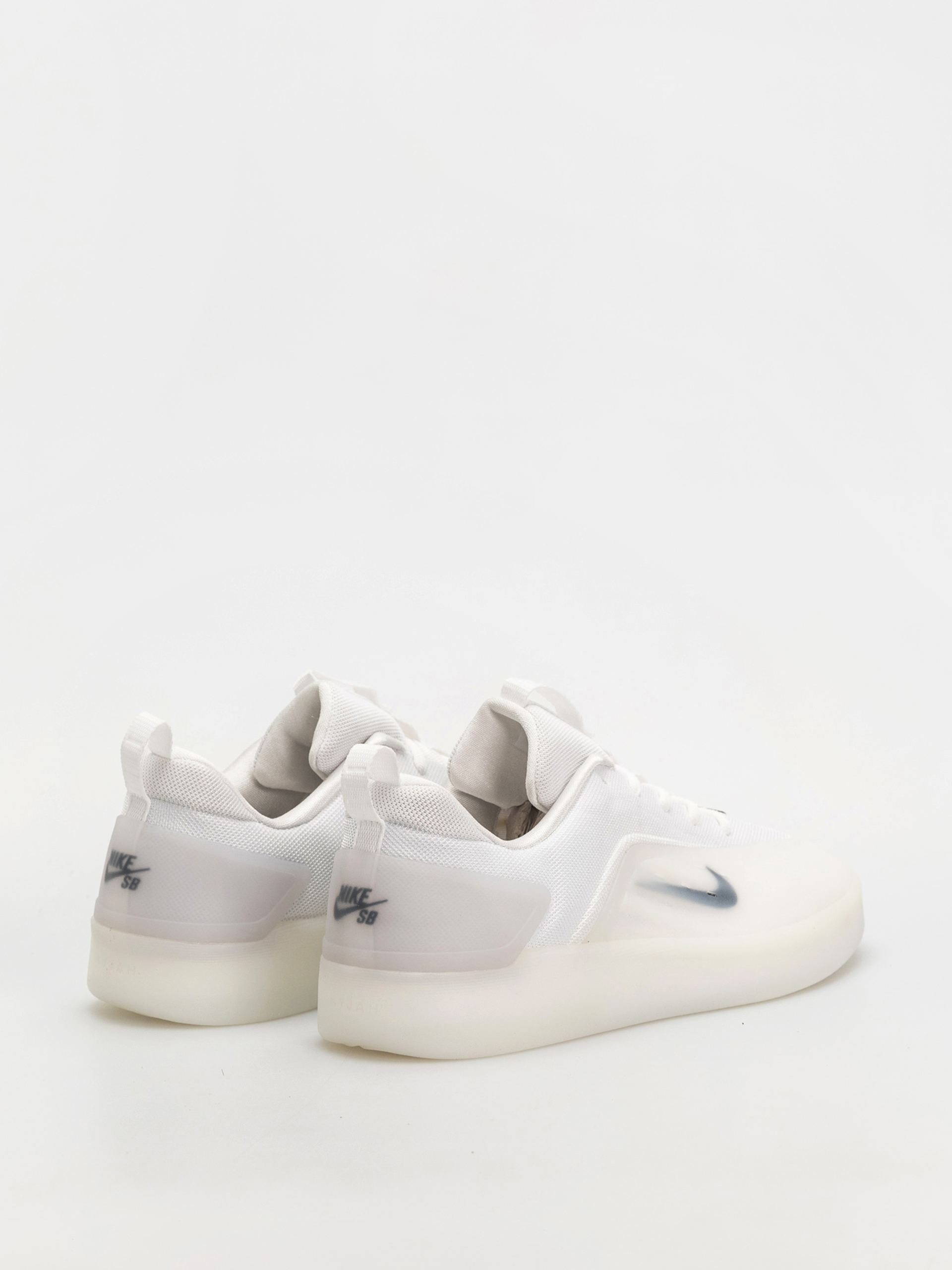 Buty Nike SB Zoom Nyjah 4 (white/black white black)