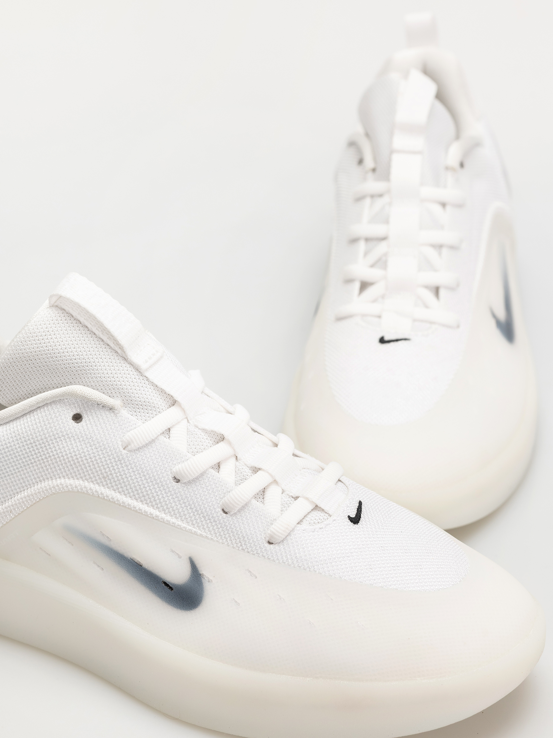 Buty Nike SB Zoom Nyjah 4 (white/black white black)