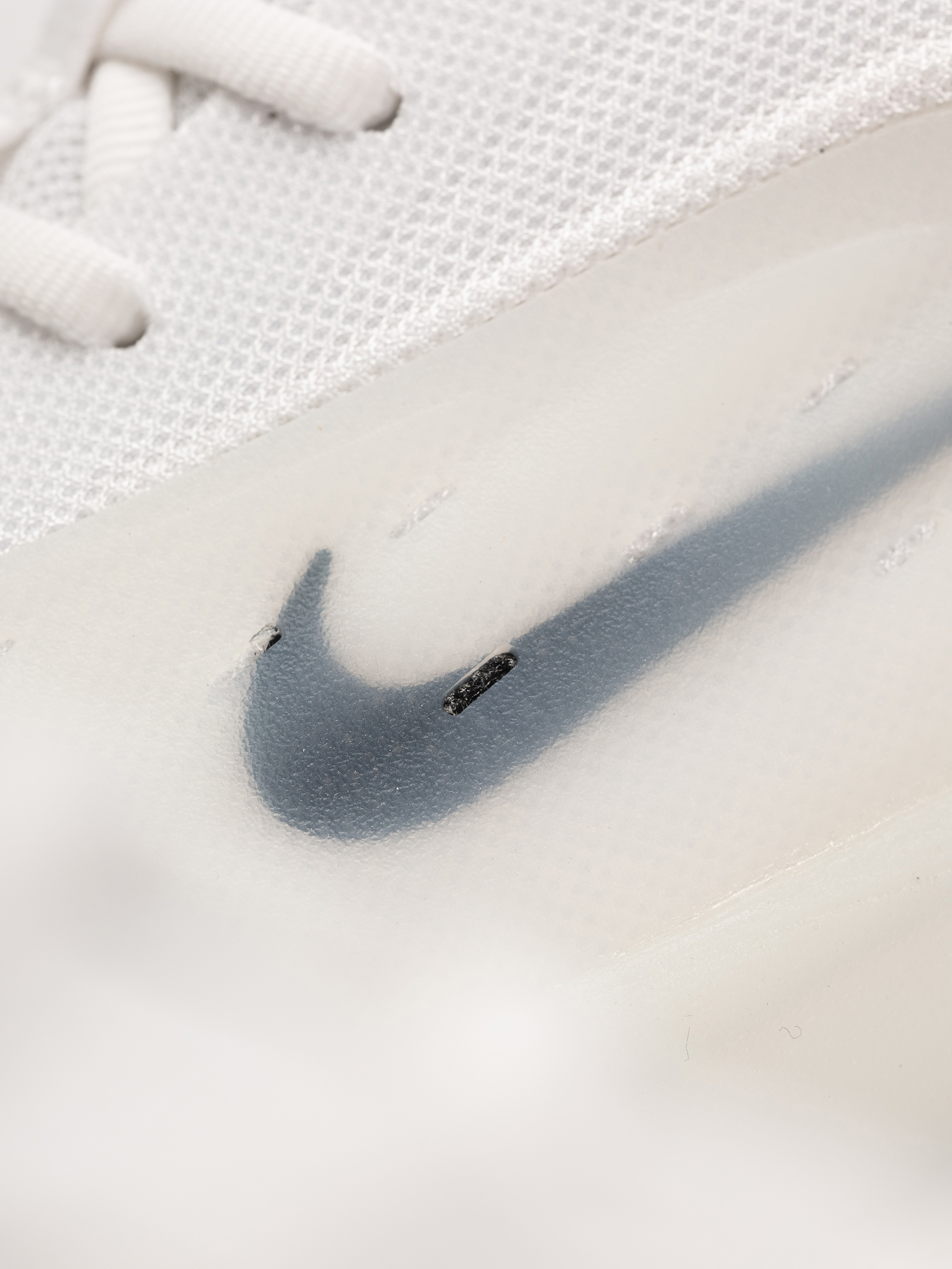 Buty Nike SB Zoom Nyjah 4 (white/black white black)