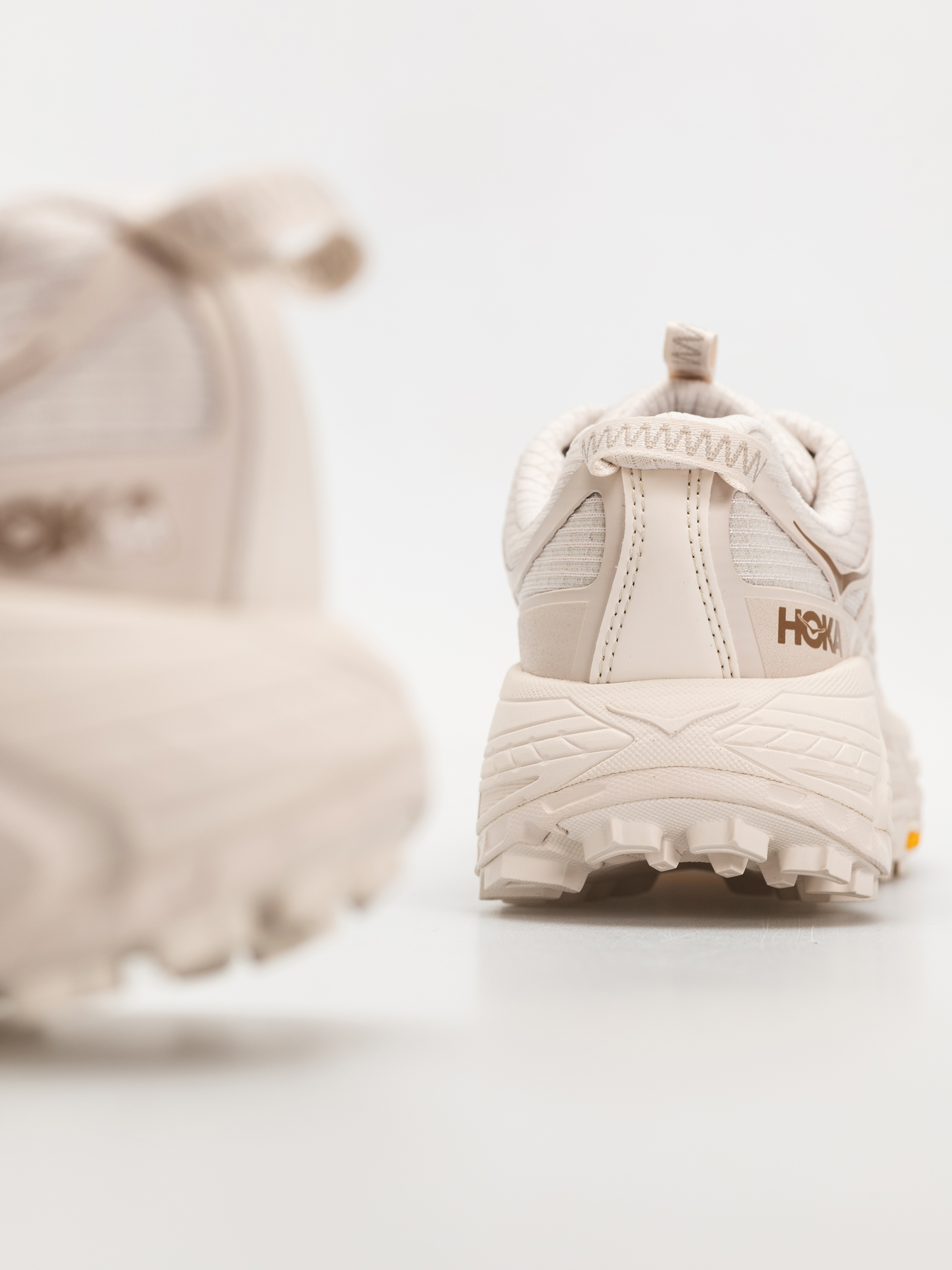 Buty Hoka Mafate Three 2 Grid (rose cream stucco)