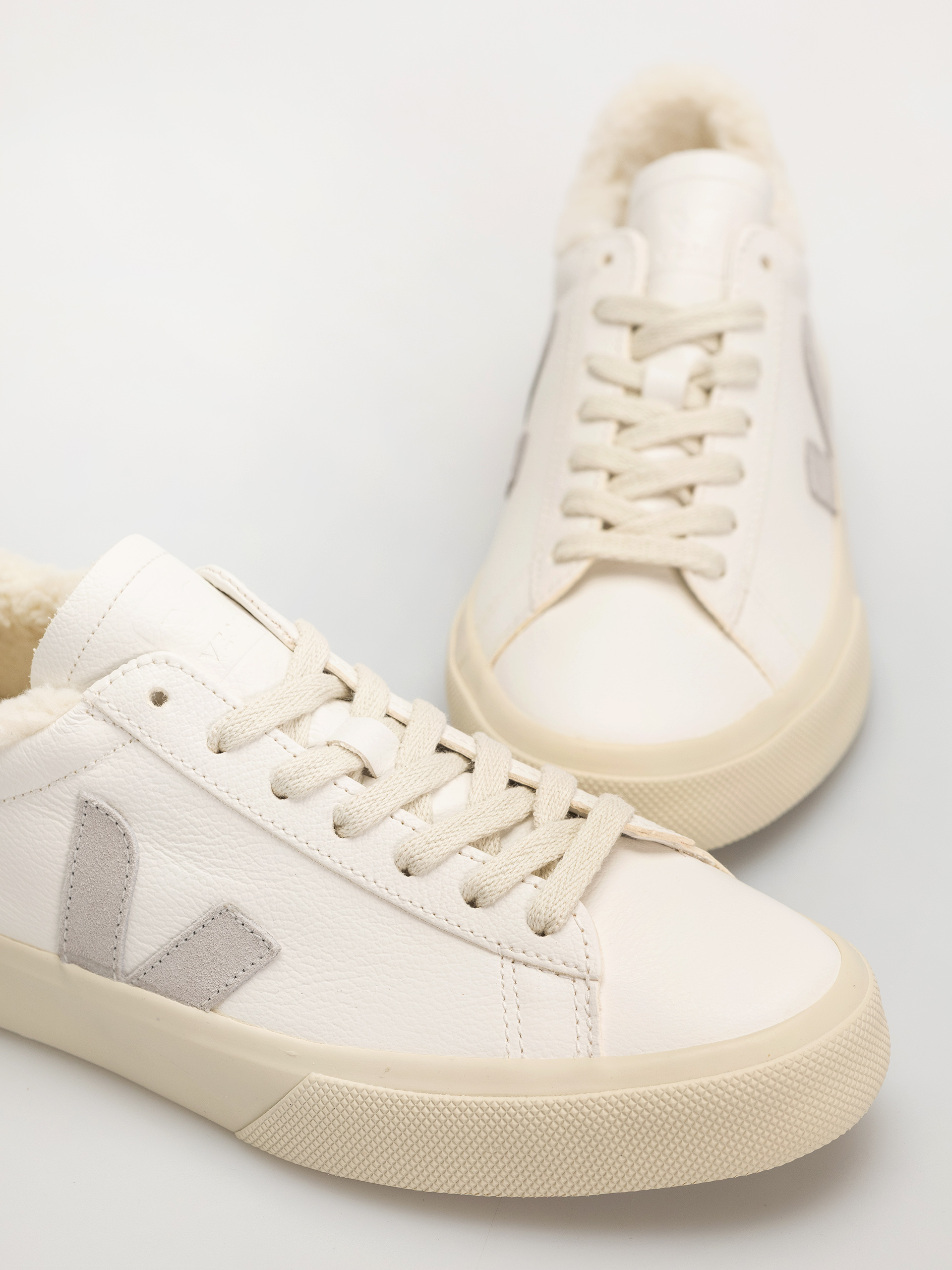 Buty Veja Campo Winter Wmn (ex white li grey)