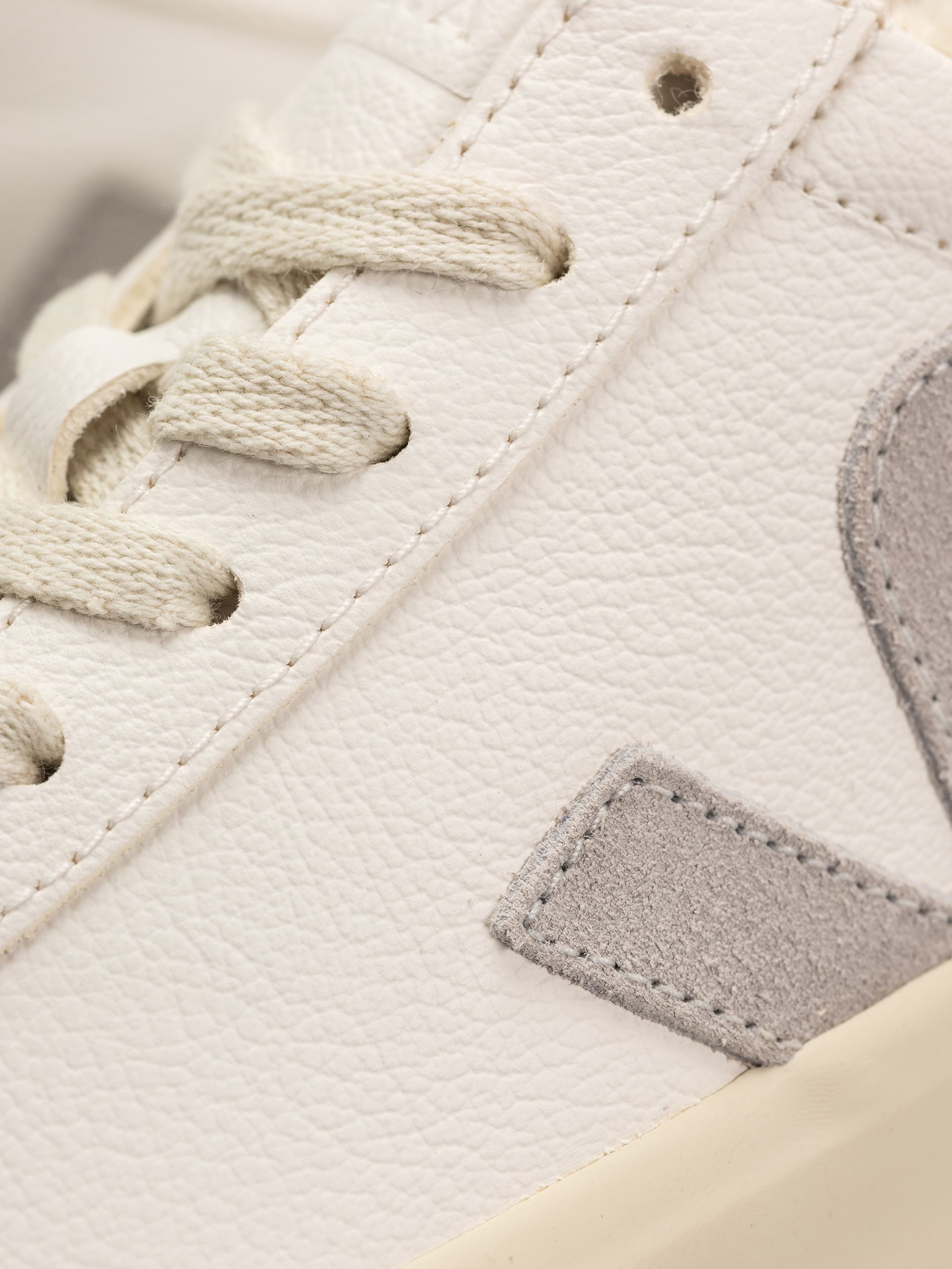 Buty Veja Campo Winter Wmn (ex white li grey)