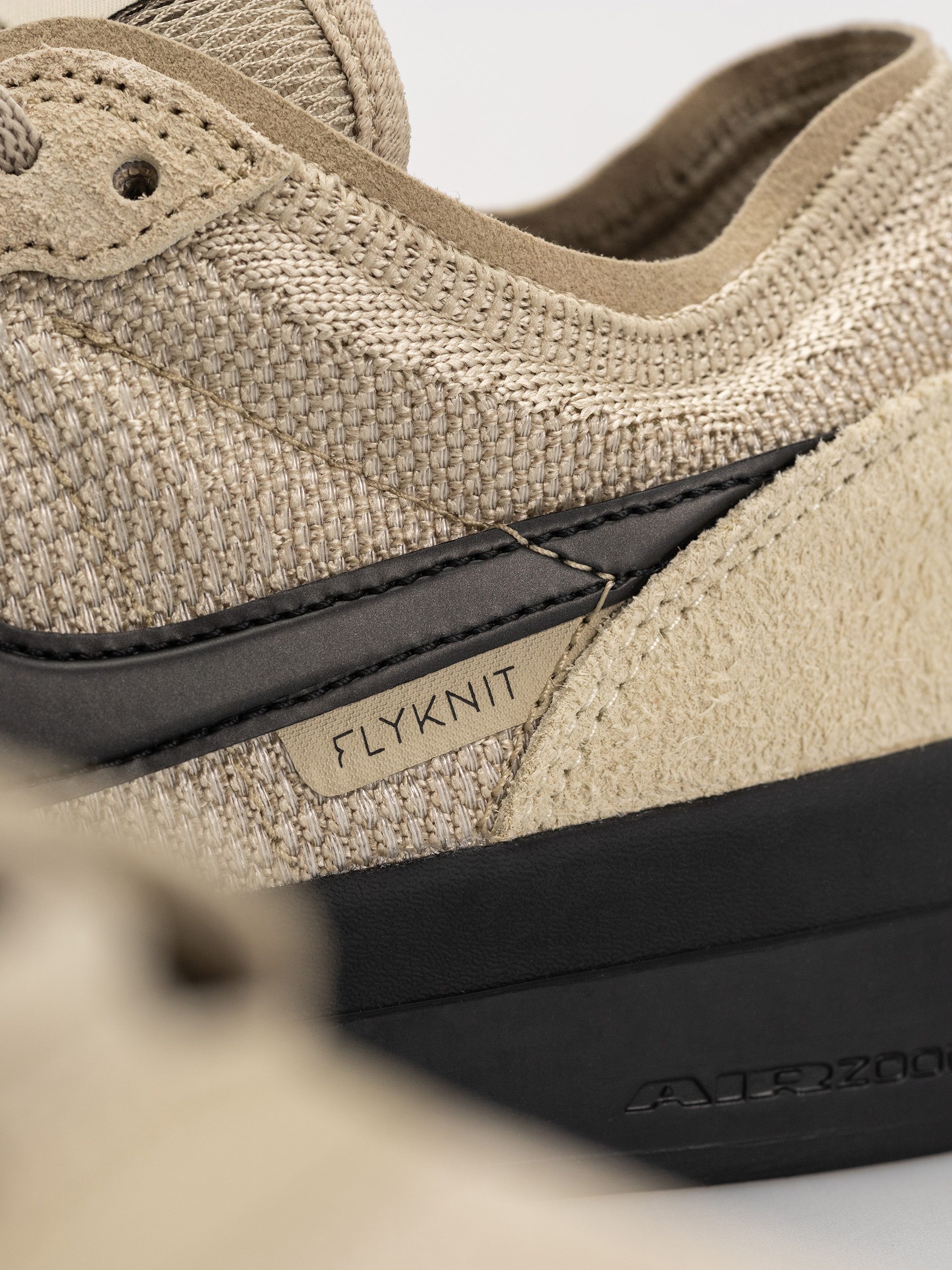 Buty Nike SB Ps8 (lt khaki/black desert khaki black)