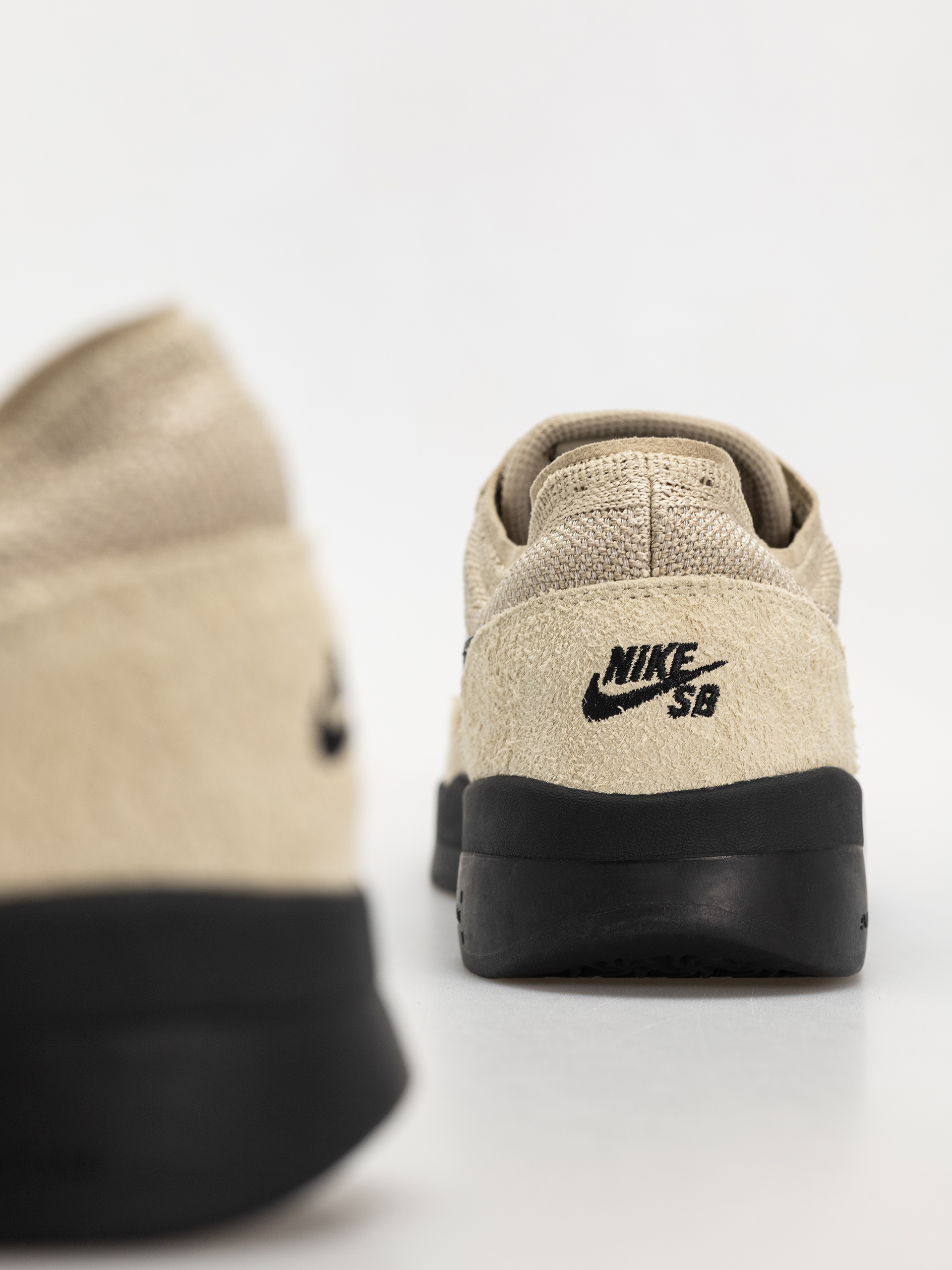 Buty Nike SB Ps8 (lt khaki/black desert khaki black)