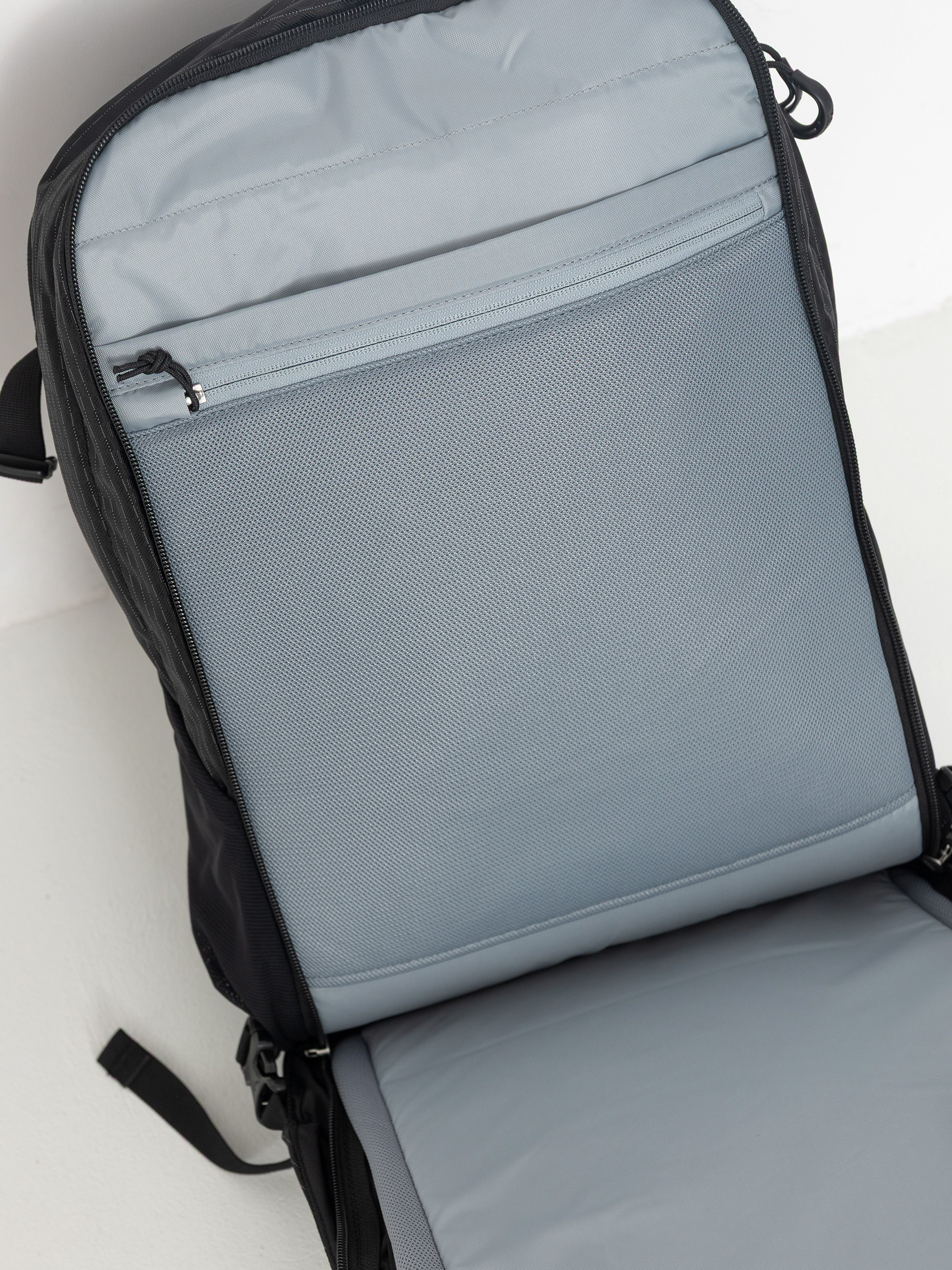 Plecak Osprey Nebula (black)