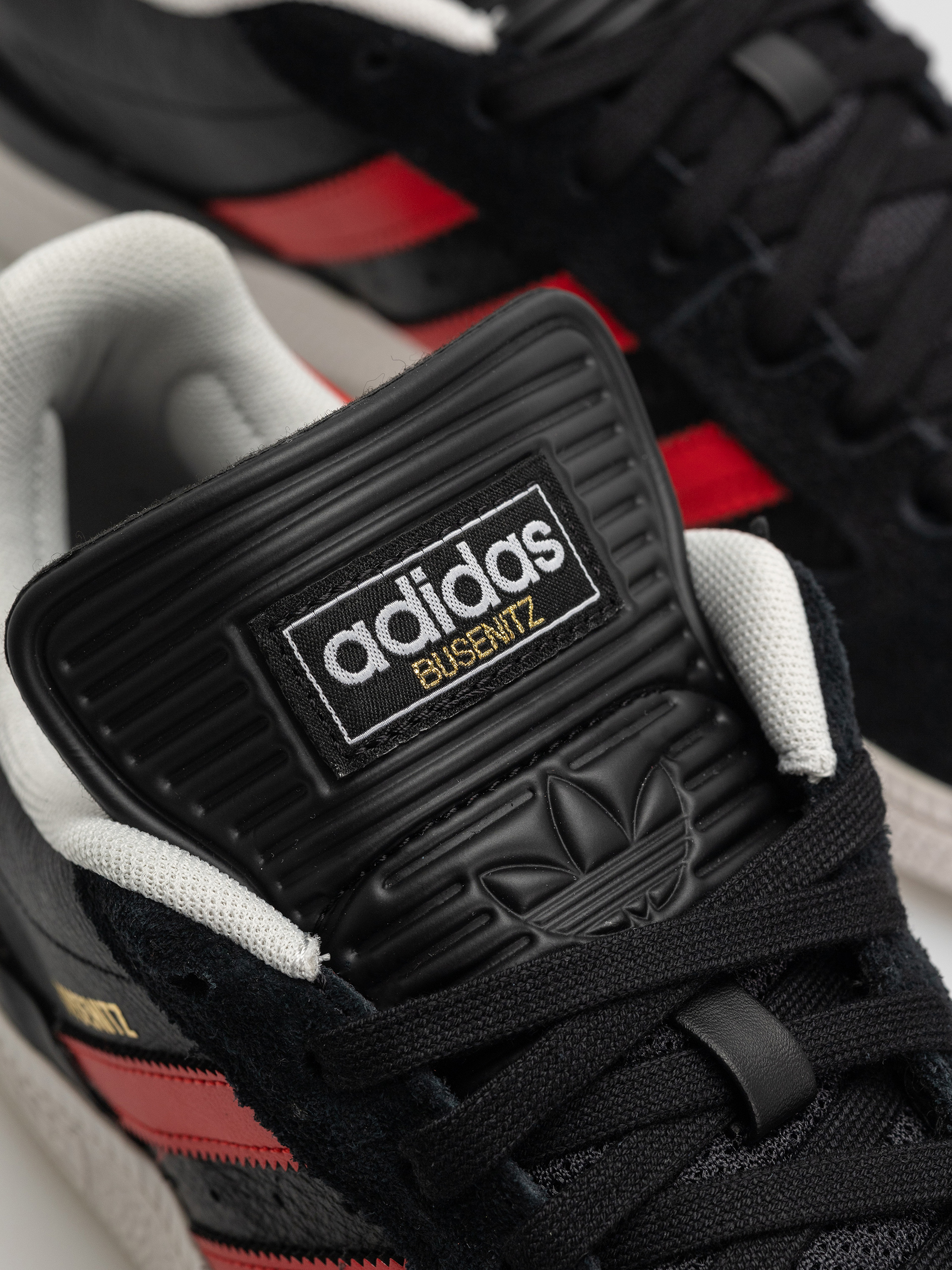 Buty adidas Busenitz (cblack/betsca/ftwwht)