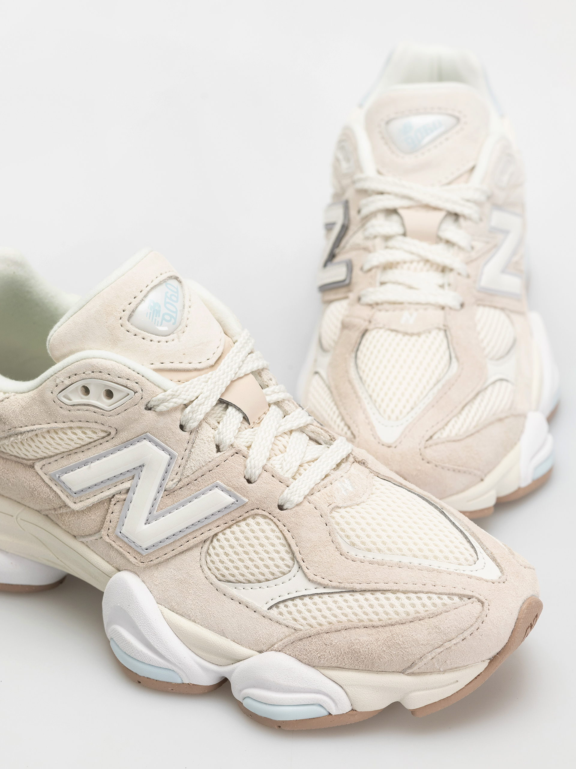 Buty New Balance 9060 (bisque)