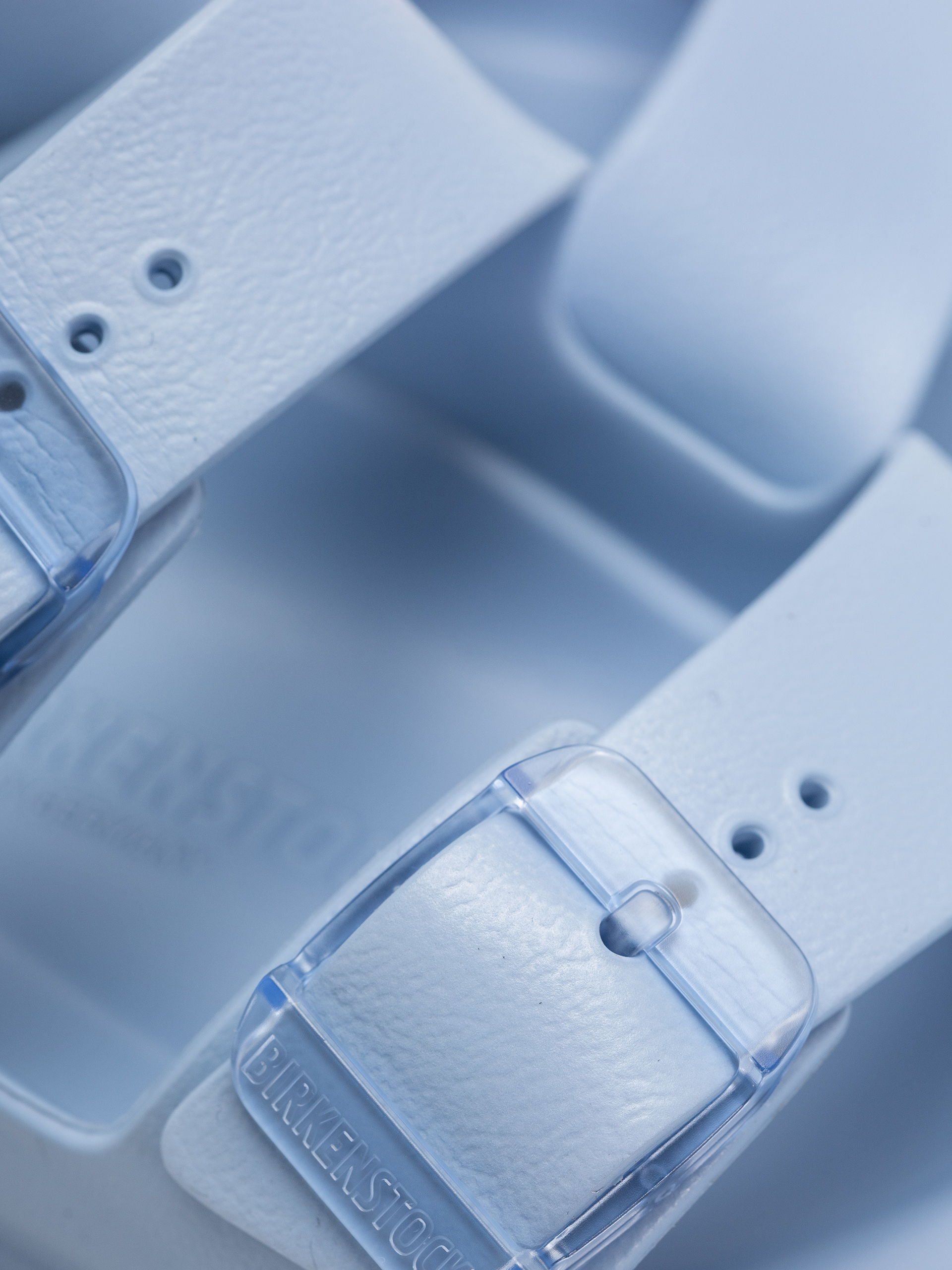 Klapki Birkenstock Arizona Stealth Buckle EVA Narrow Wmn (dusty blue)