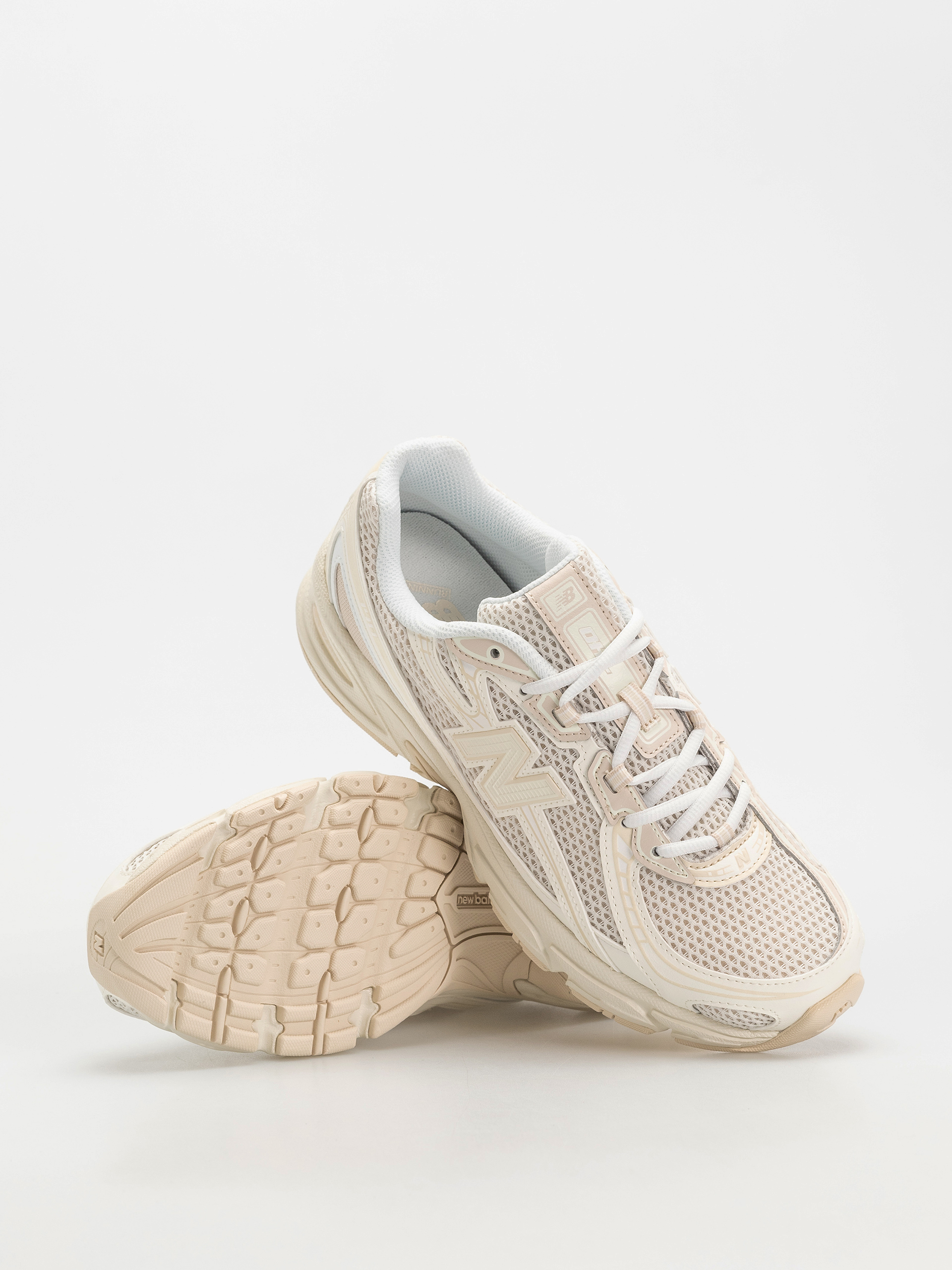 Buty New Balance 740 (bisque)