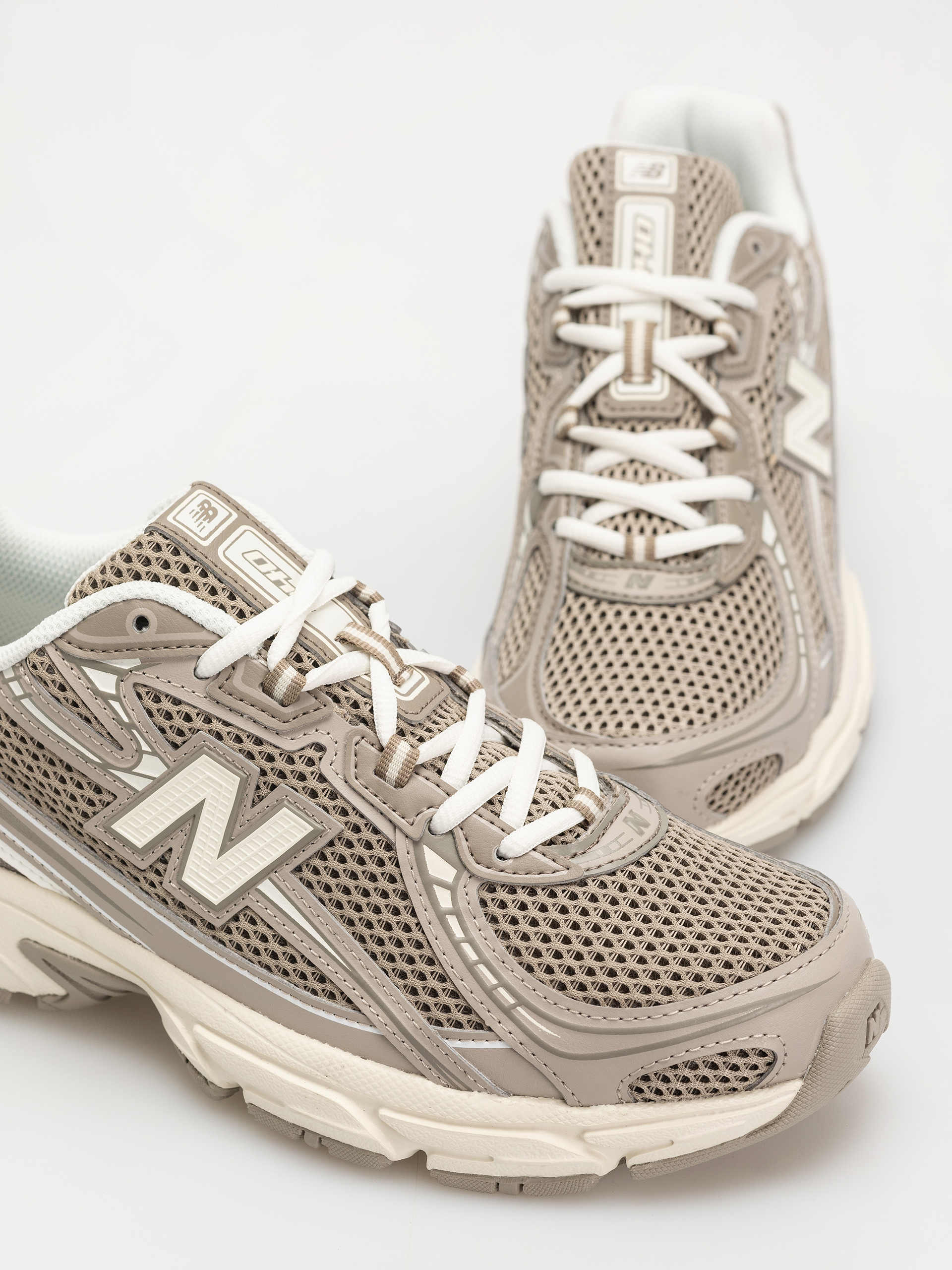 Buty New Balance 740 (dark olivine)