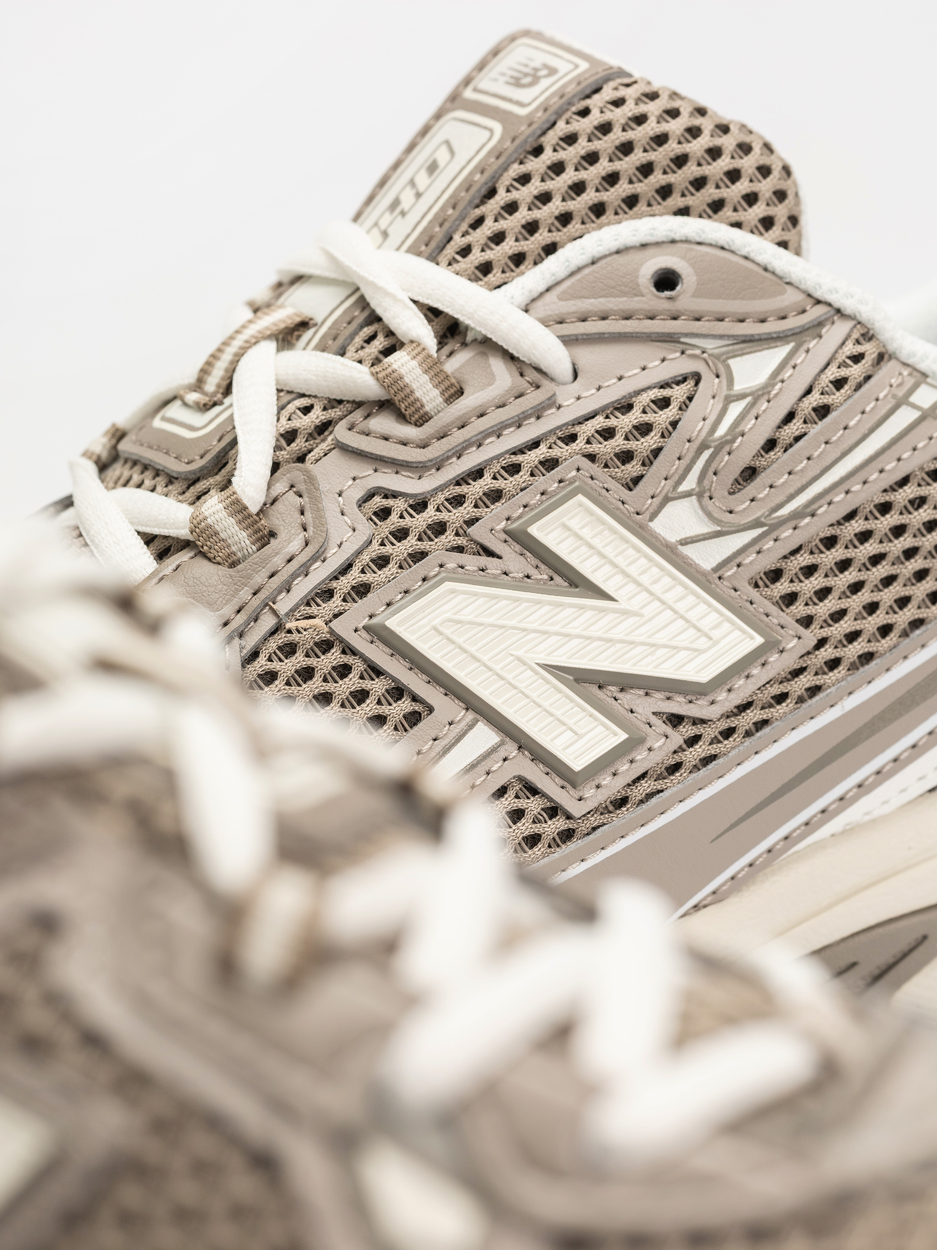 Buty New Balance 740 (dark olivine)