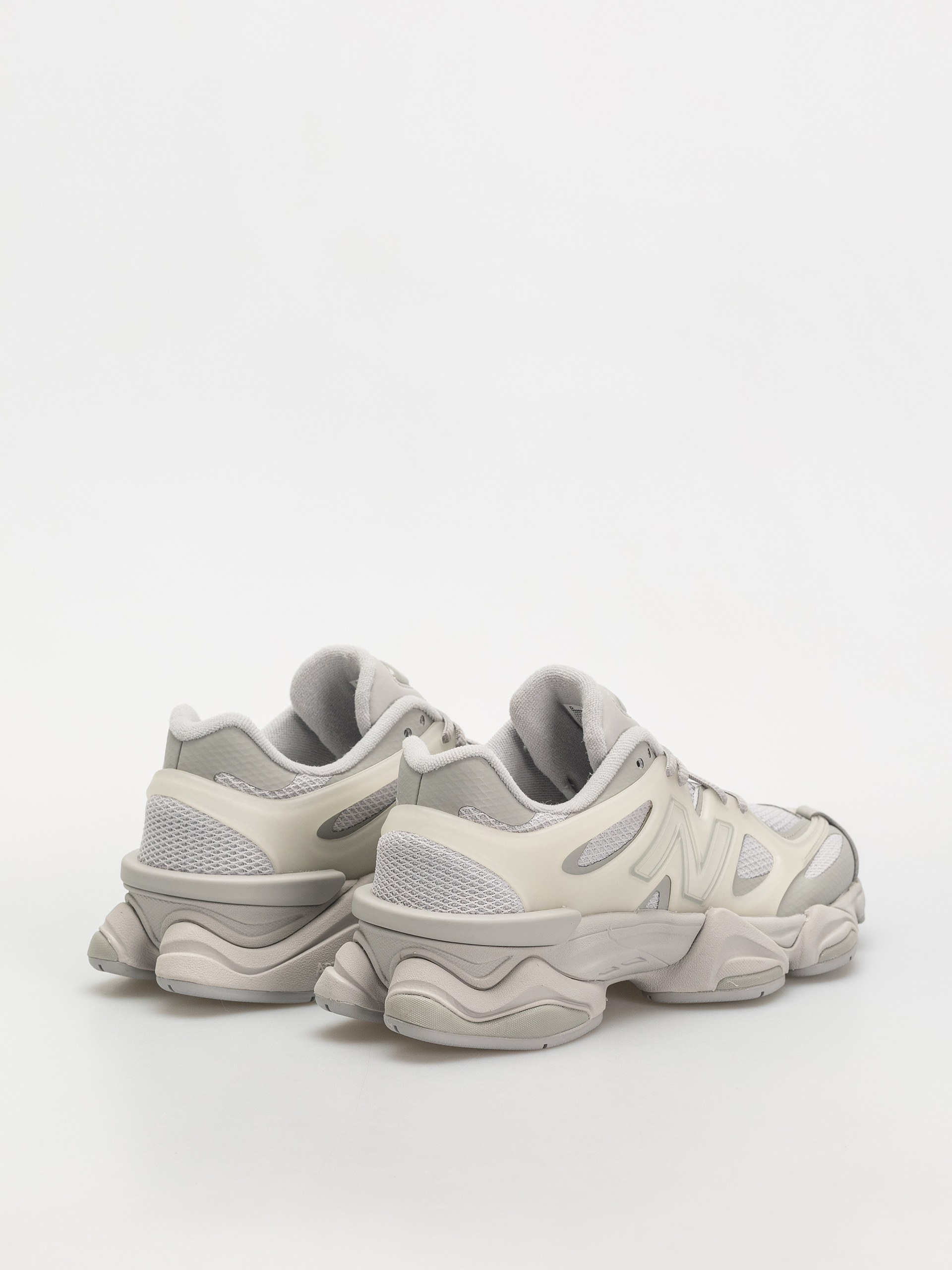 Buty New Balance 9060 (raincloud)