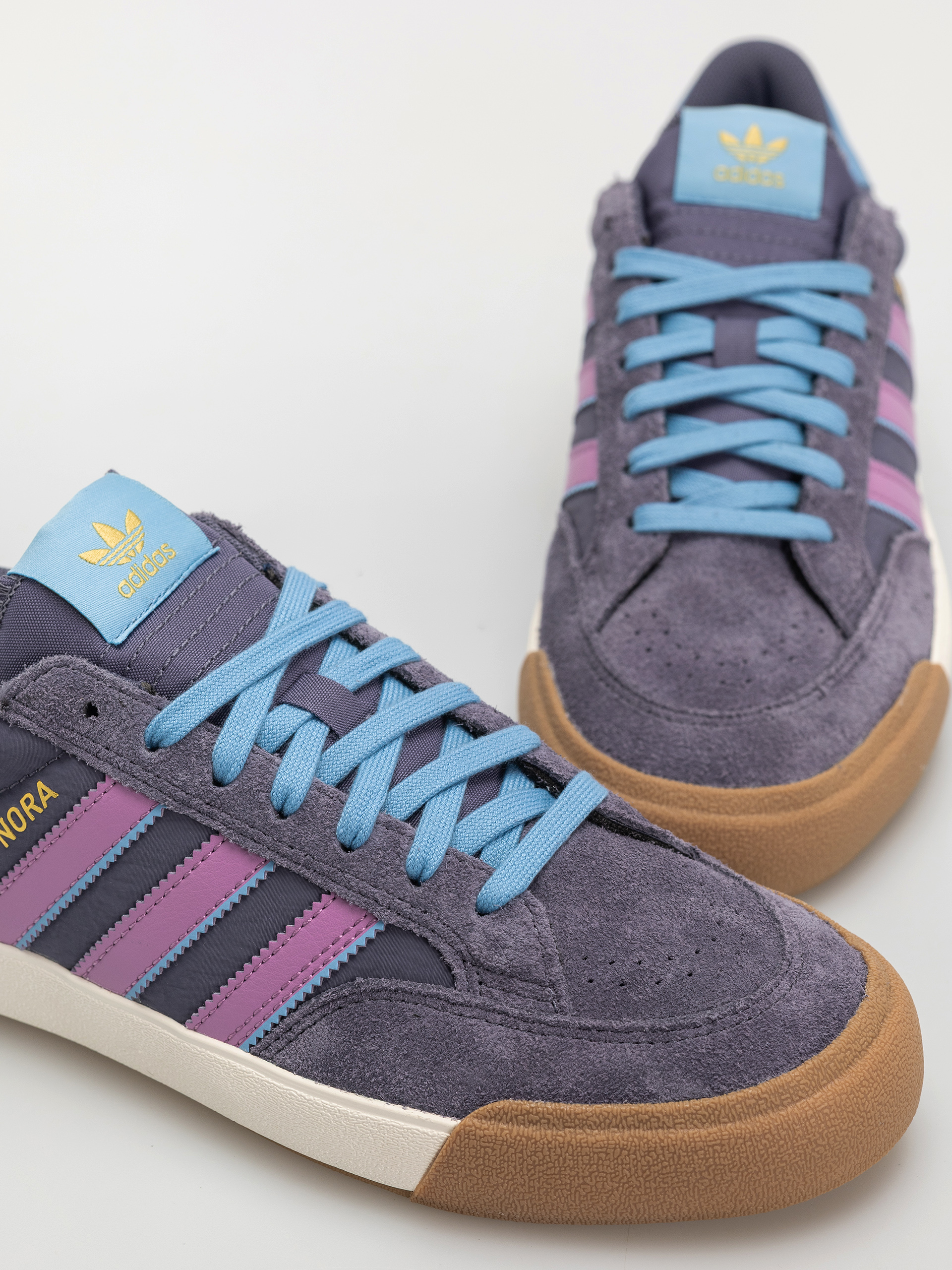 Buty adidas Nora (previo/prepur/goldmt)