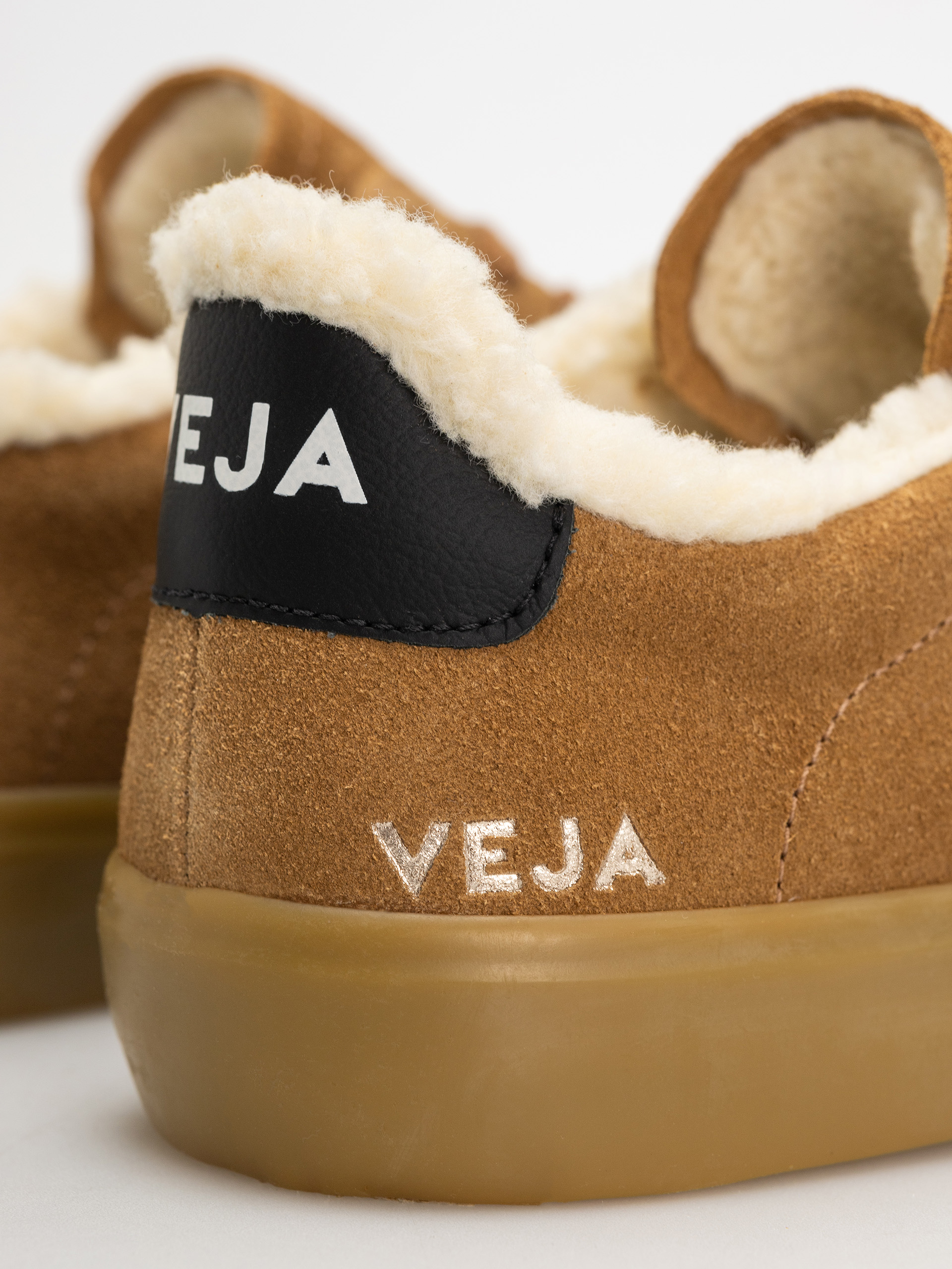 Buty Veja Campo Winter Wmn (camel black natural)