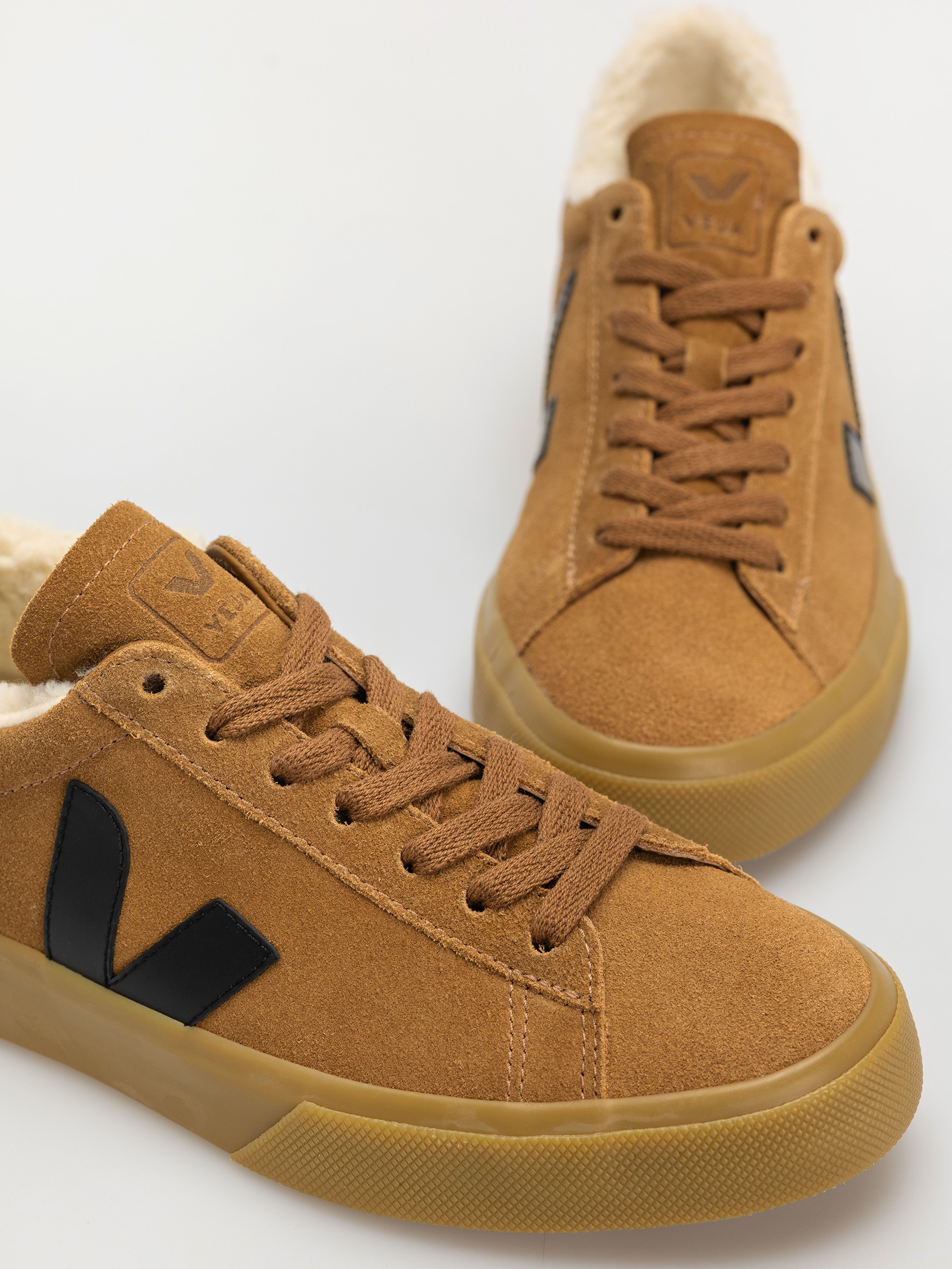 Buty Veja Campo Winter Wmn (camel black natural)