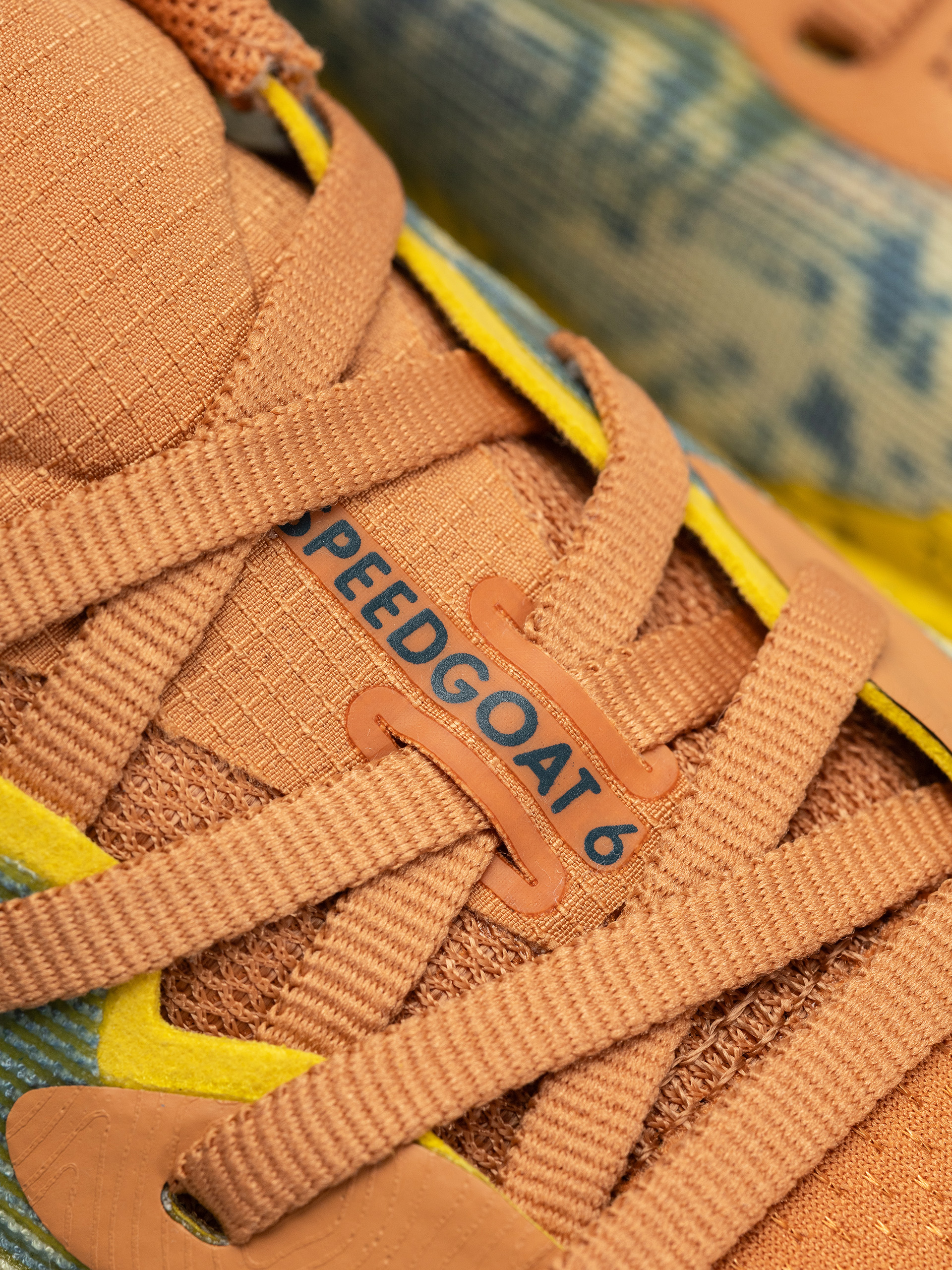 Buty Hoka Speedgoat 6 (terra cotta/mountain fog)