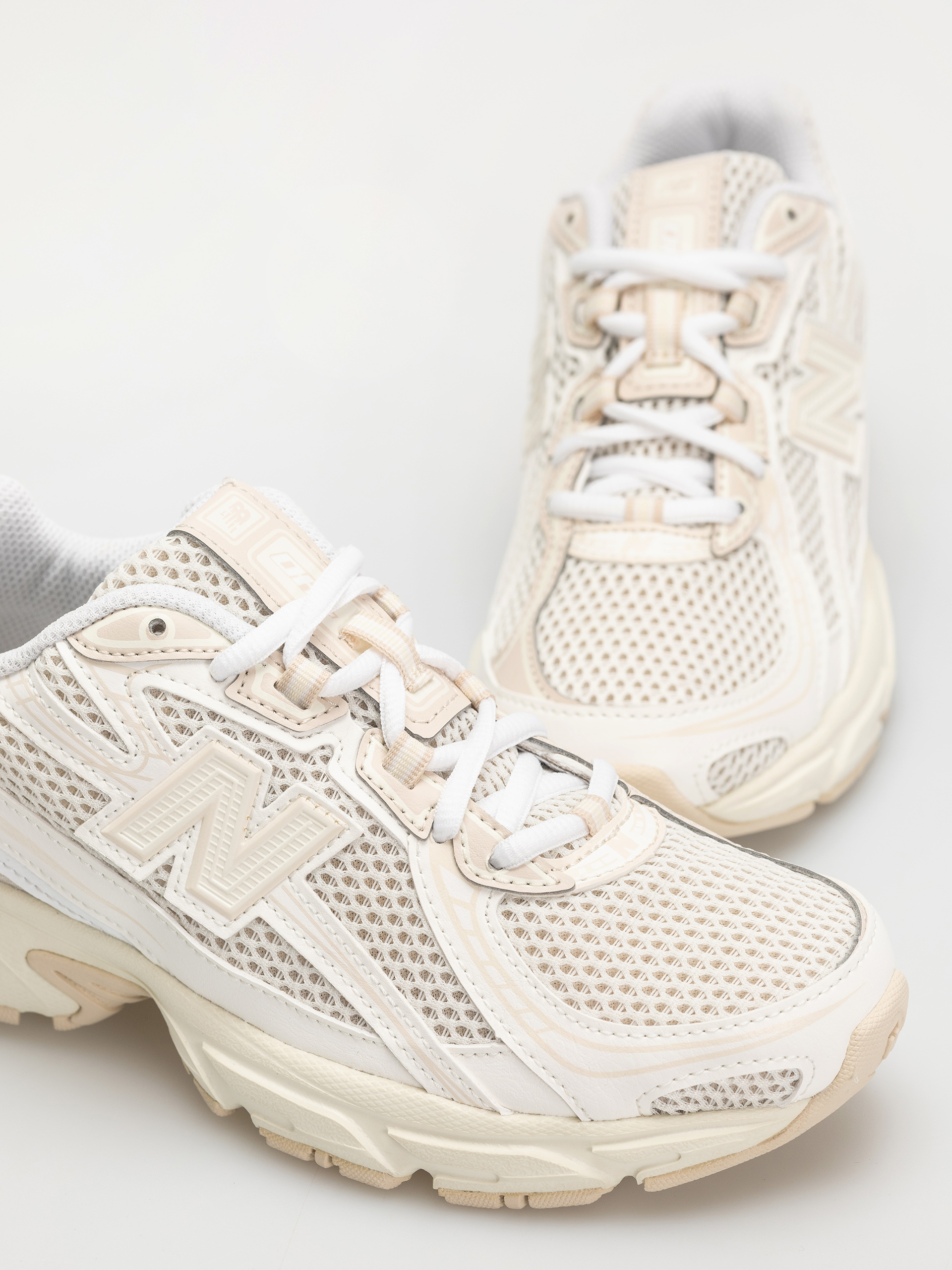 Buty New Balance 740 JR (sea salt)