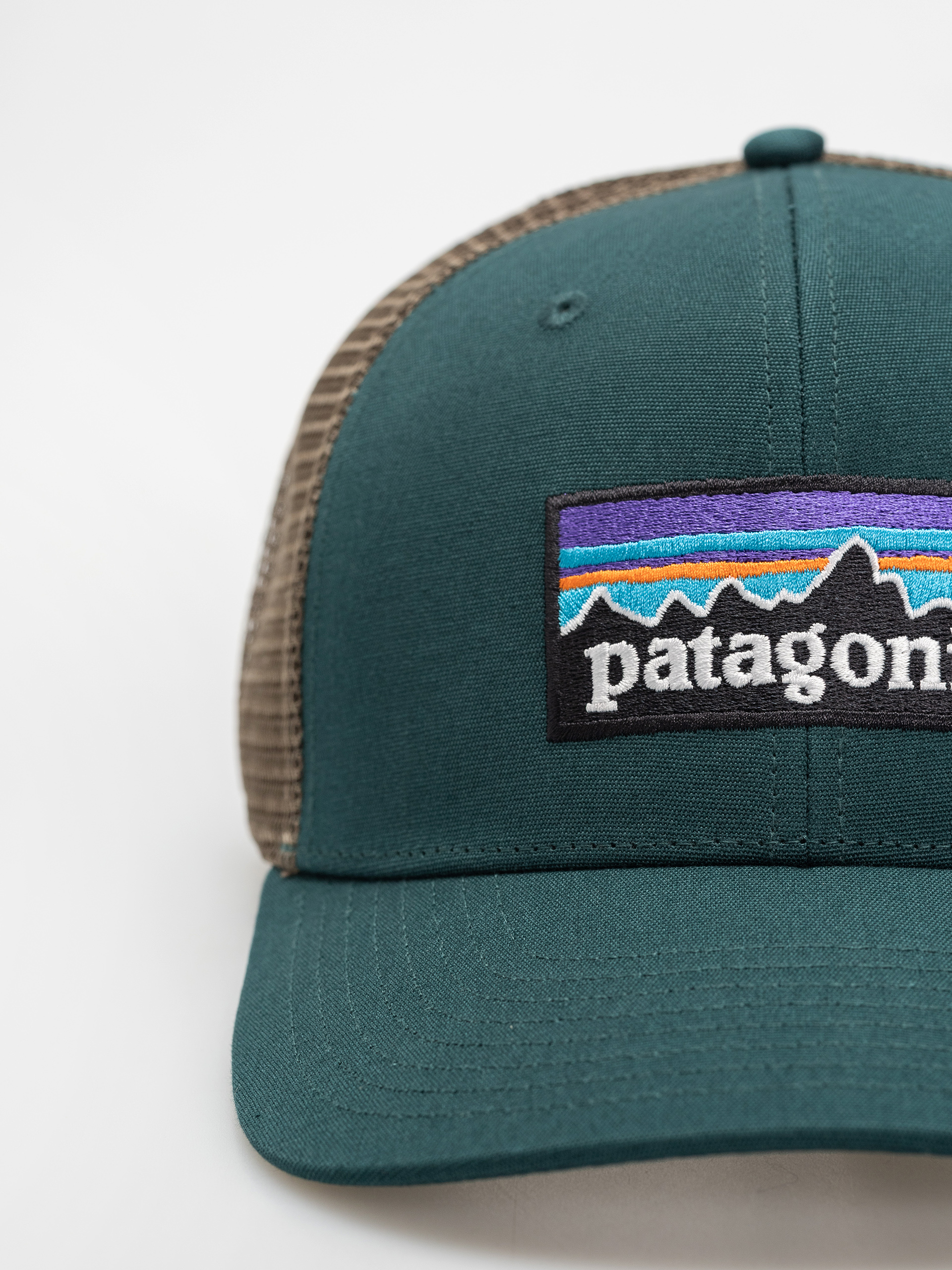 Czapka z daszkiem Patagonia P 6 Logo Trucker (cascade green)