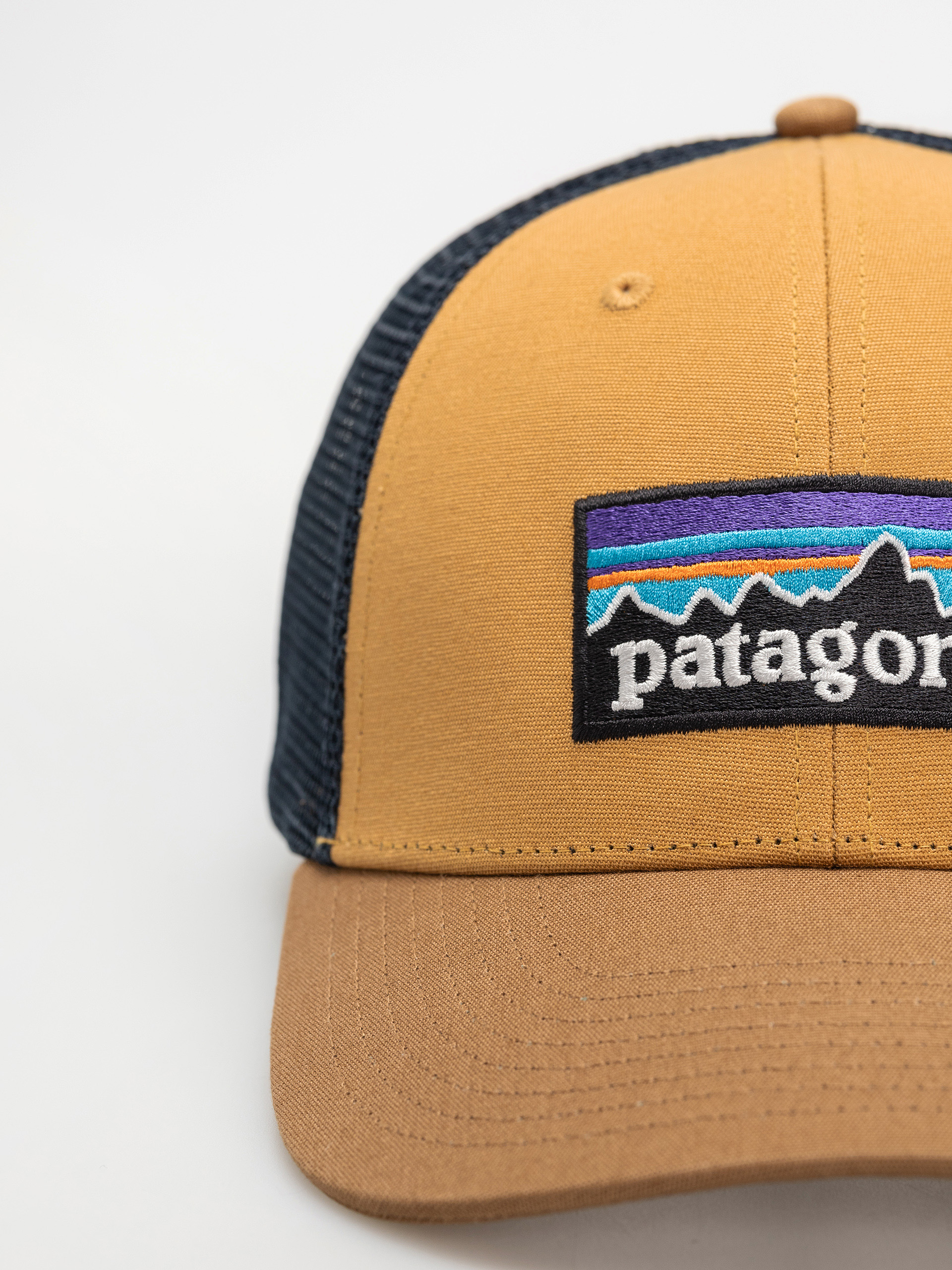 Czapka z daszkiem Patagonia P 6 Logo LoPro Trucker (talon gold)