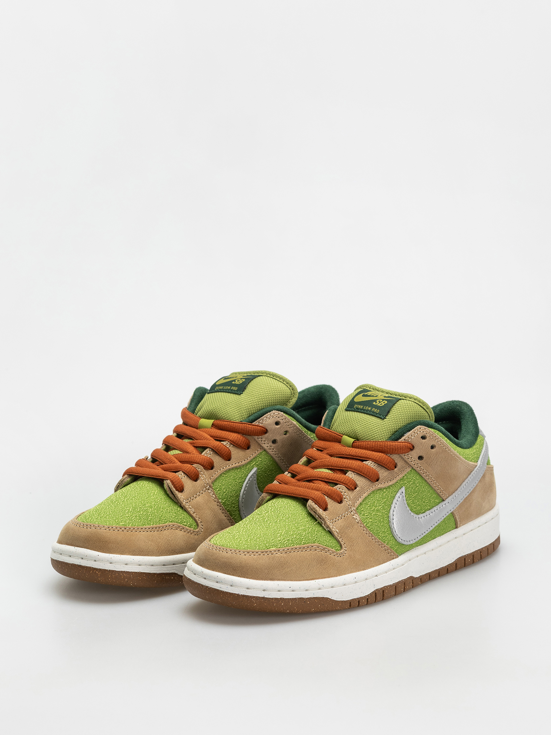 Buty Nike SB Dunk Low Pro Wc (sesame/metallic silver pear fir)