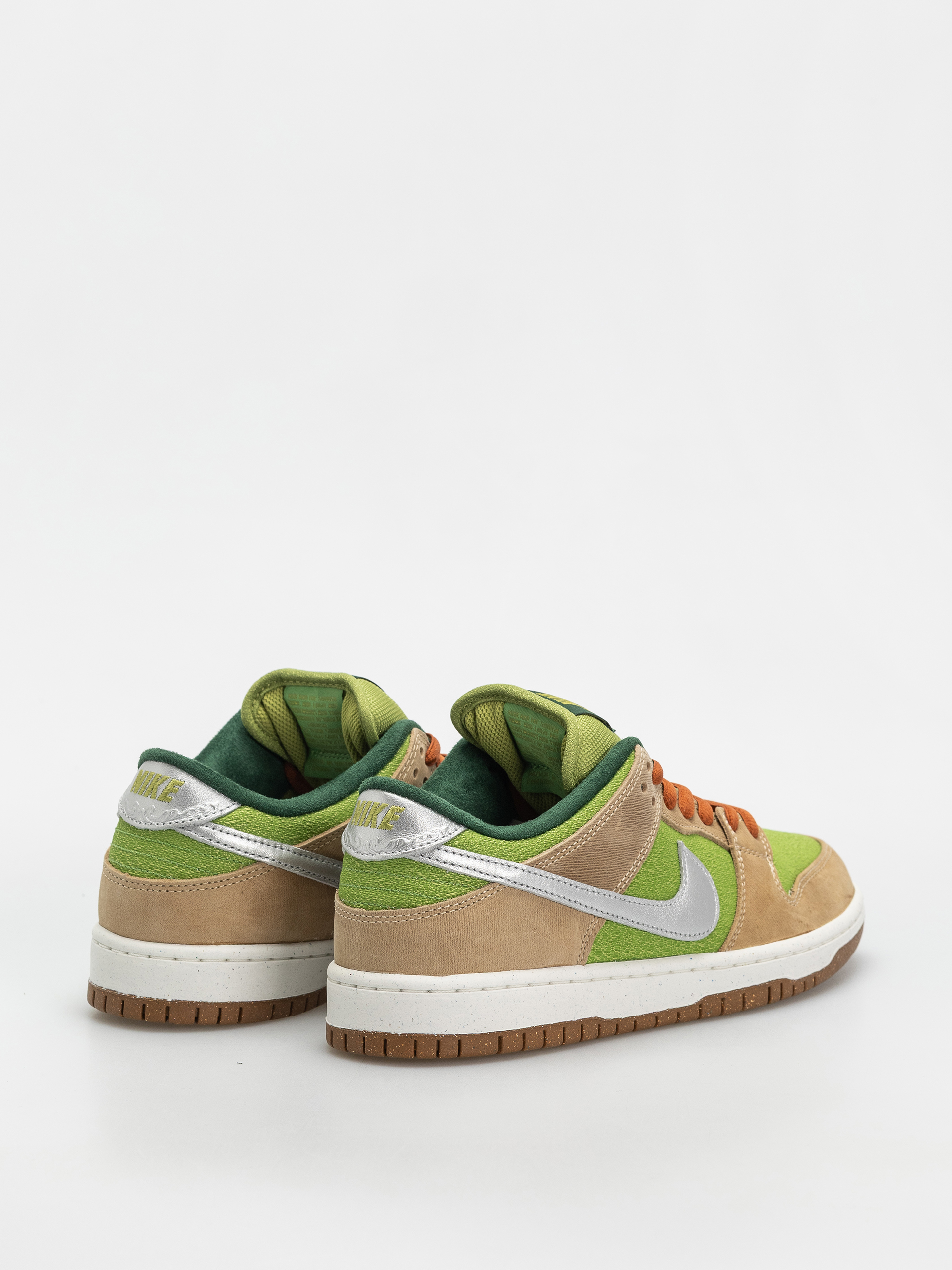 Buty Nike SB Dunk Low Pro Wc (sesame/metallic silver pear fir)