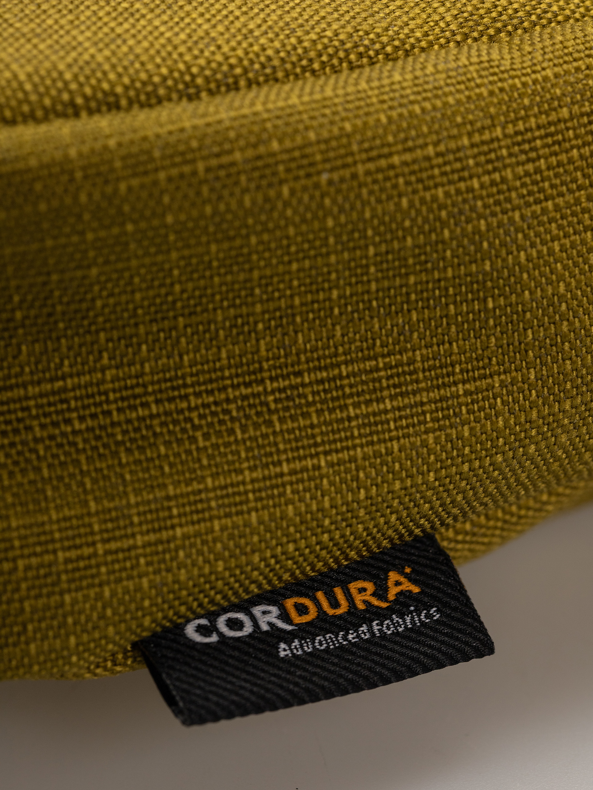 Nerka Vans Bail Shoulder (burnt gold)