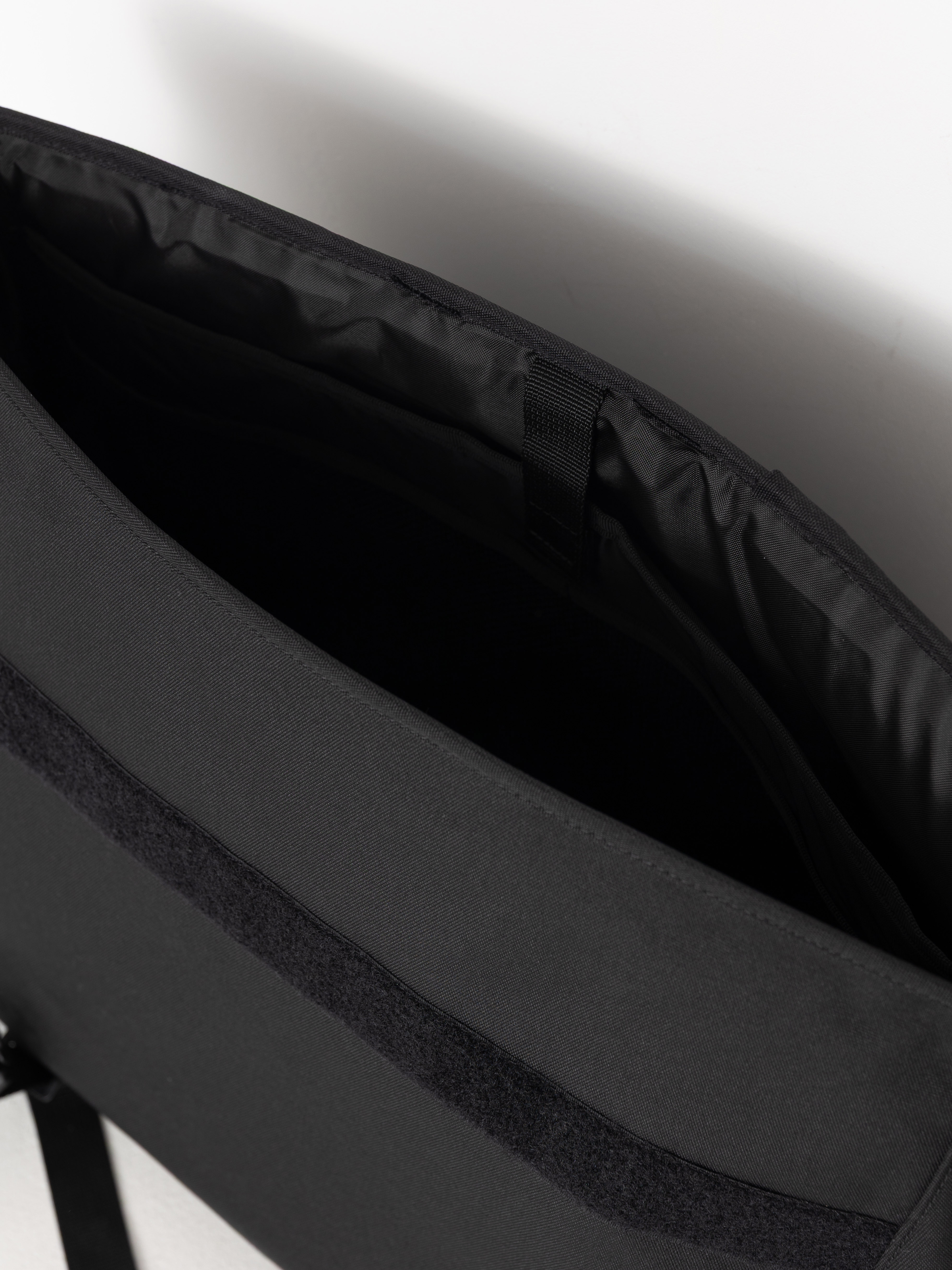 Torba Carhartt WIP Jake Messenger (black)