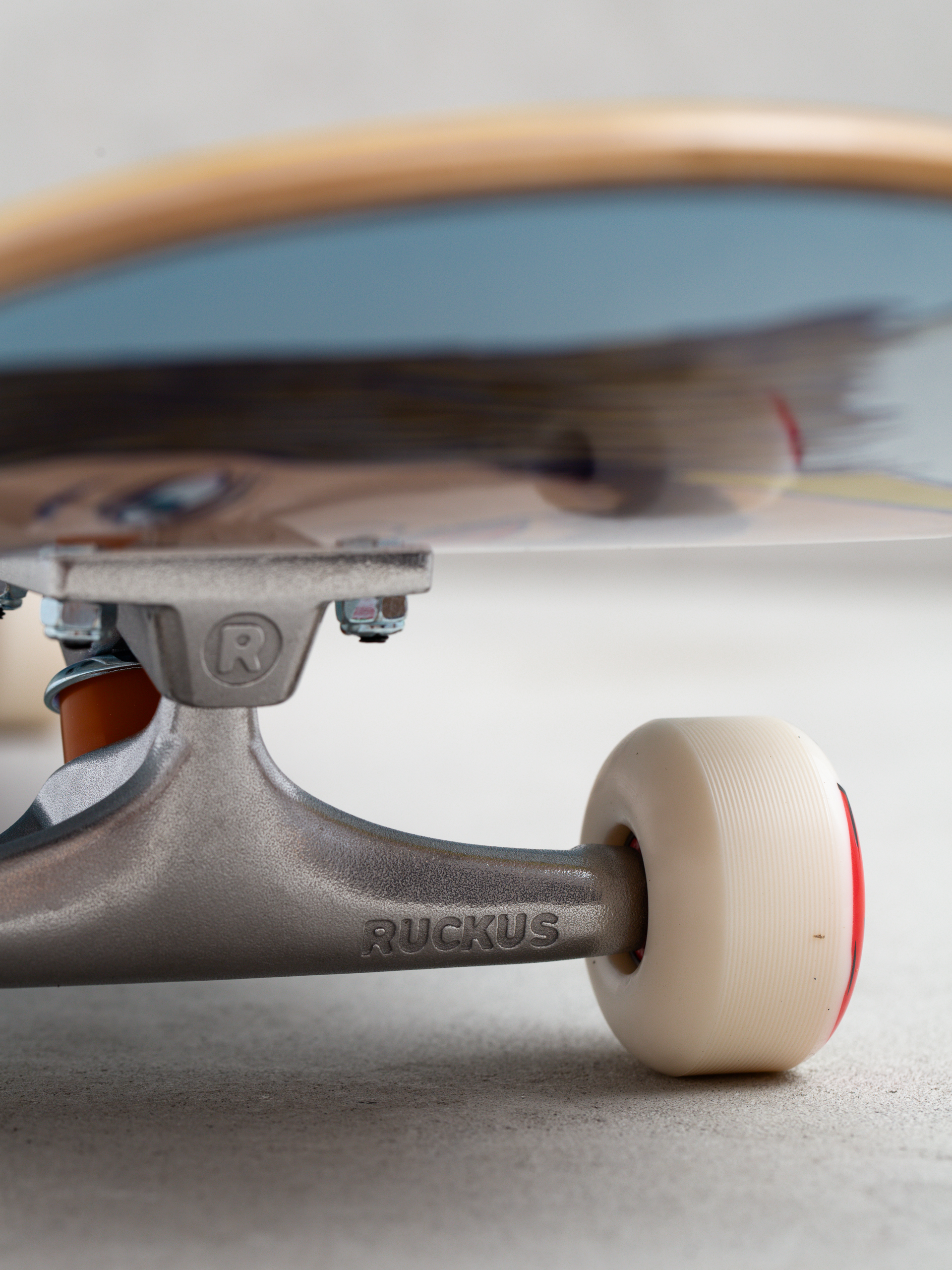 Deskorolka Toy Machine Bury The Hatchet