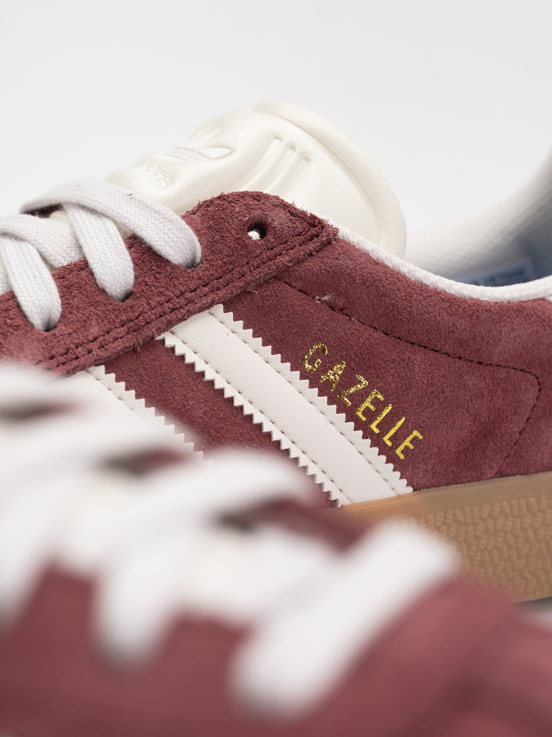 Buty adidas Gazelle Adv (shared/crywht/goldmt)