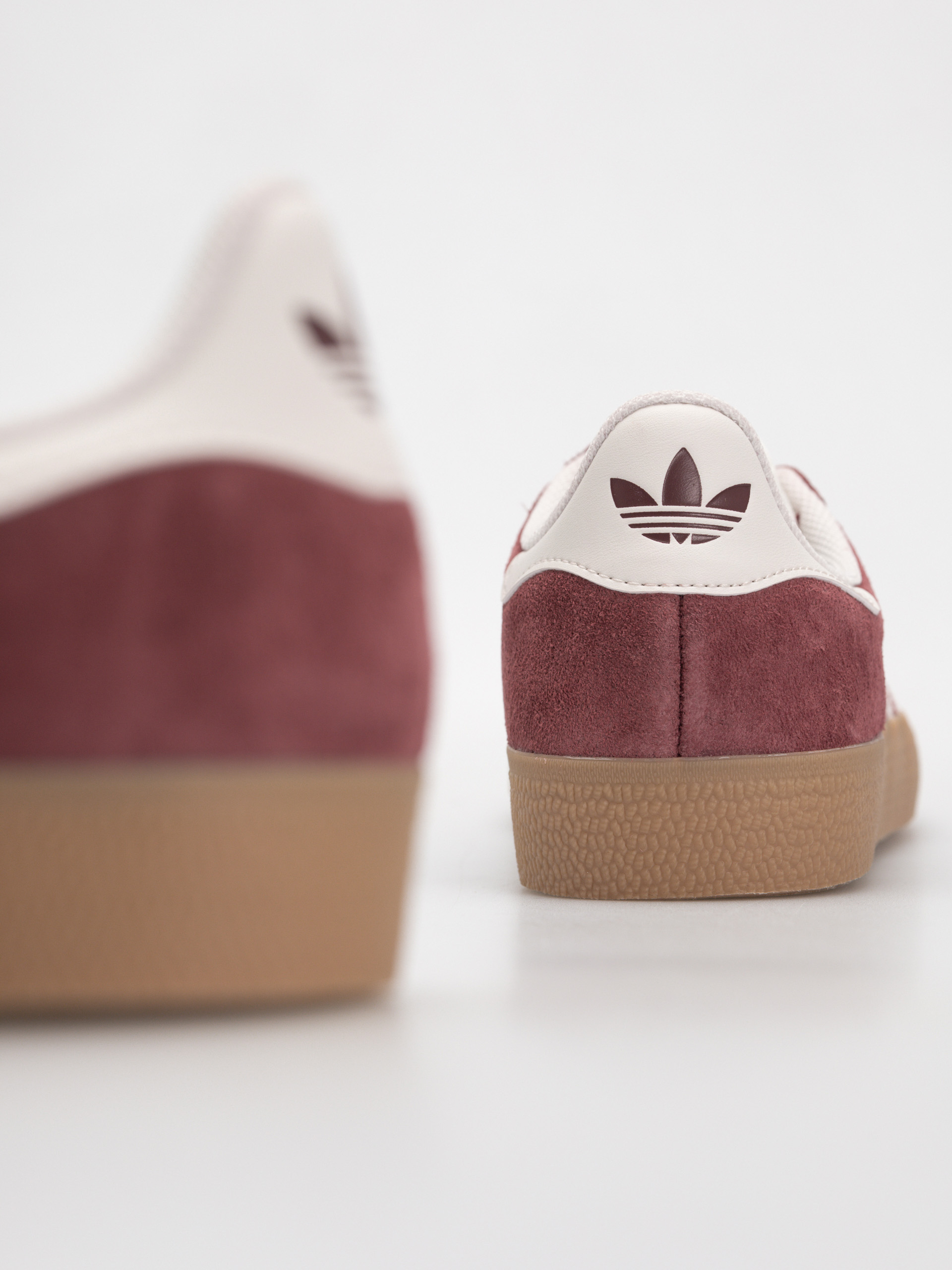Buty adidas Gazelle Adv (shared/crywht/goldmt)