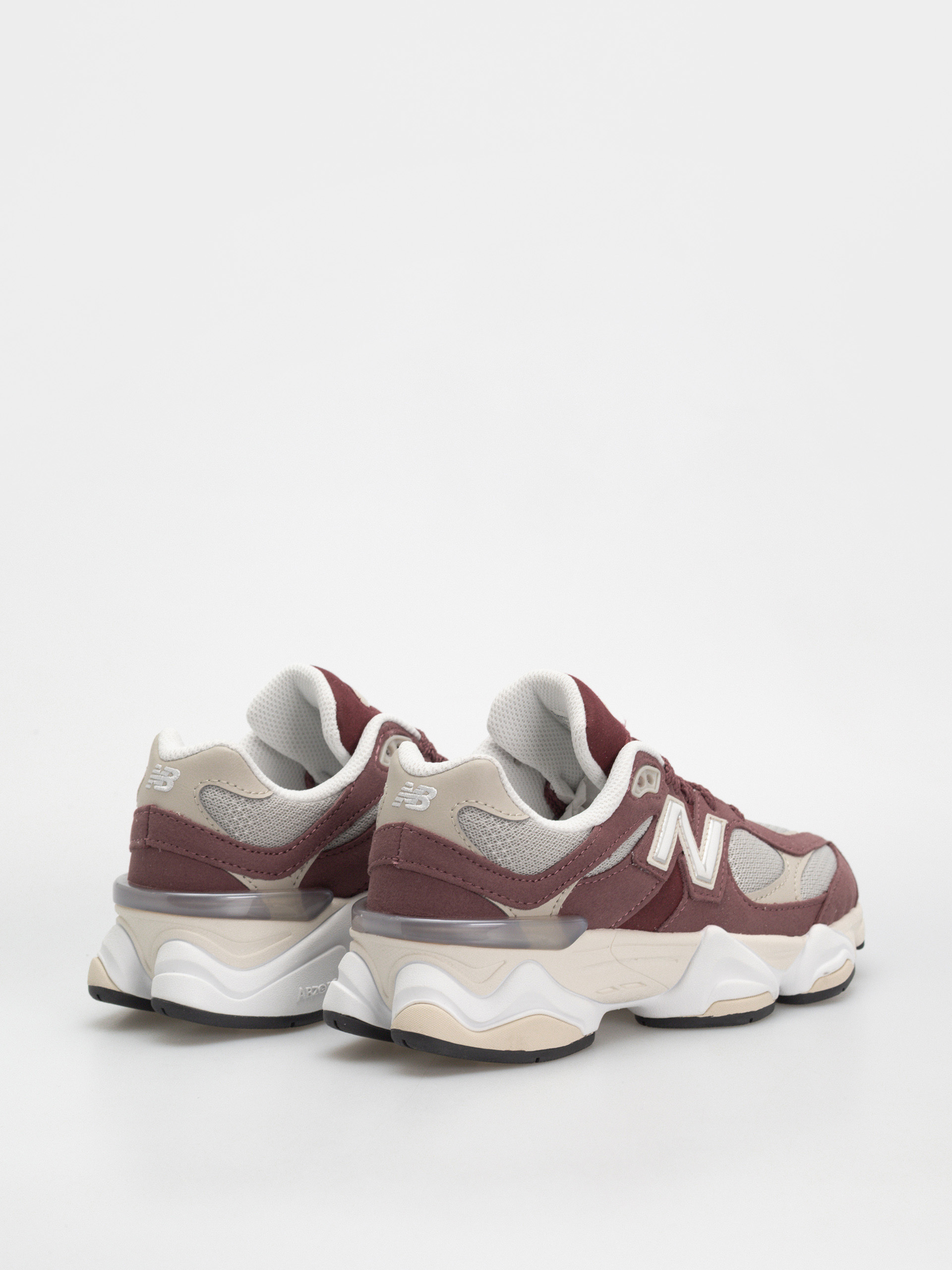 Buty New Balance 9060 JR (washed burgundy)