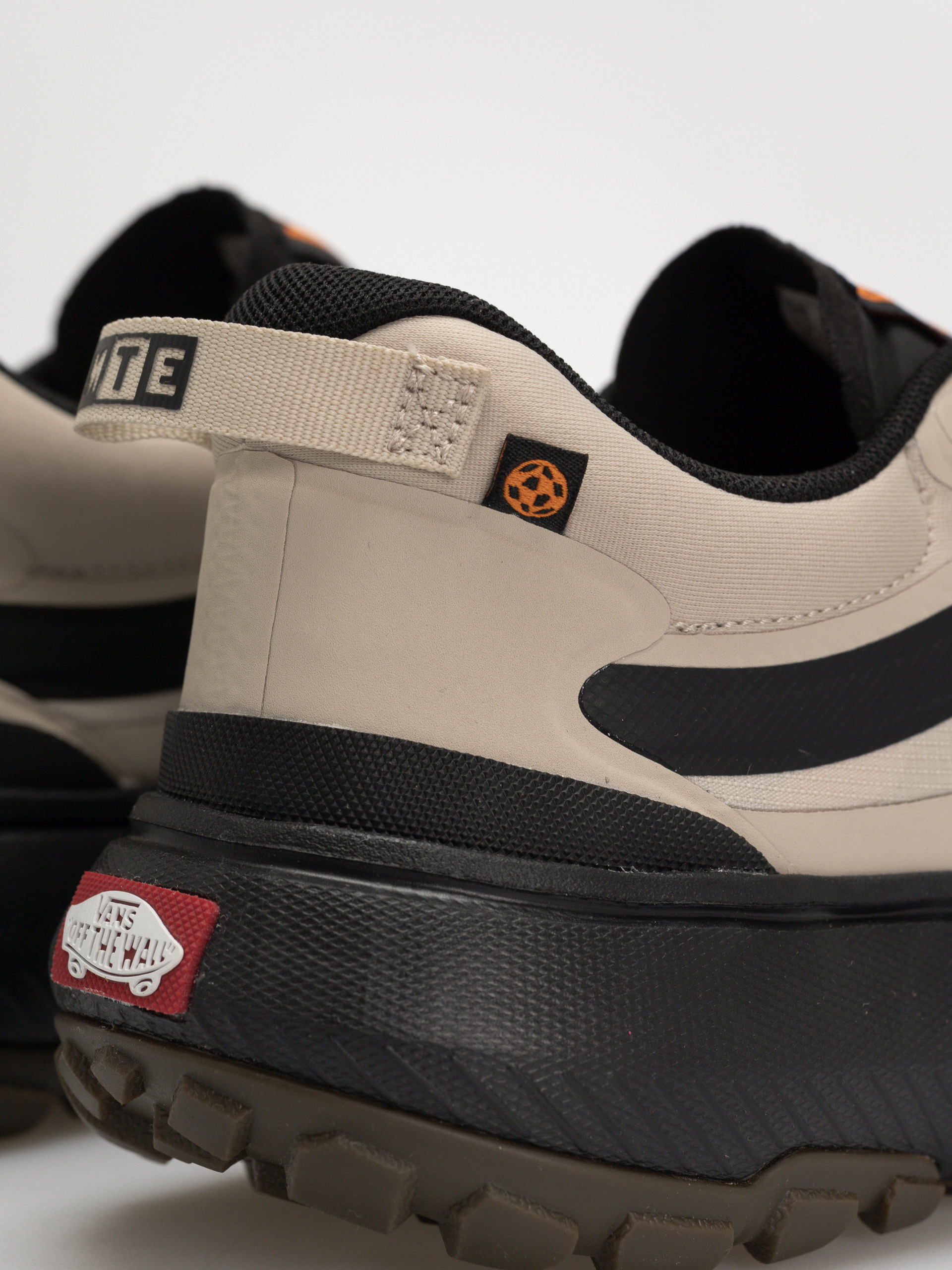 Buty Vans Mte Crosspath (light brown)