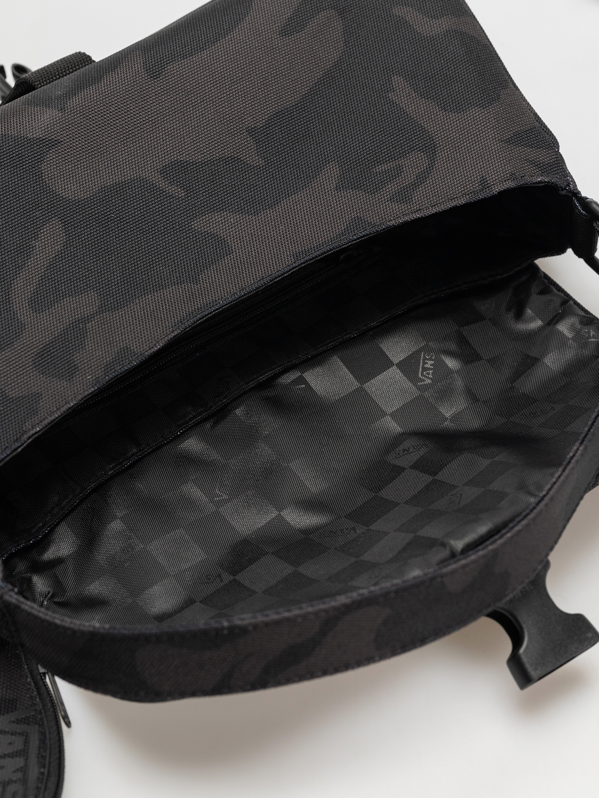 Torebka Vans Hooked On Bag (black camo)
