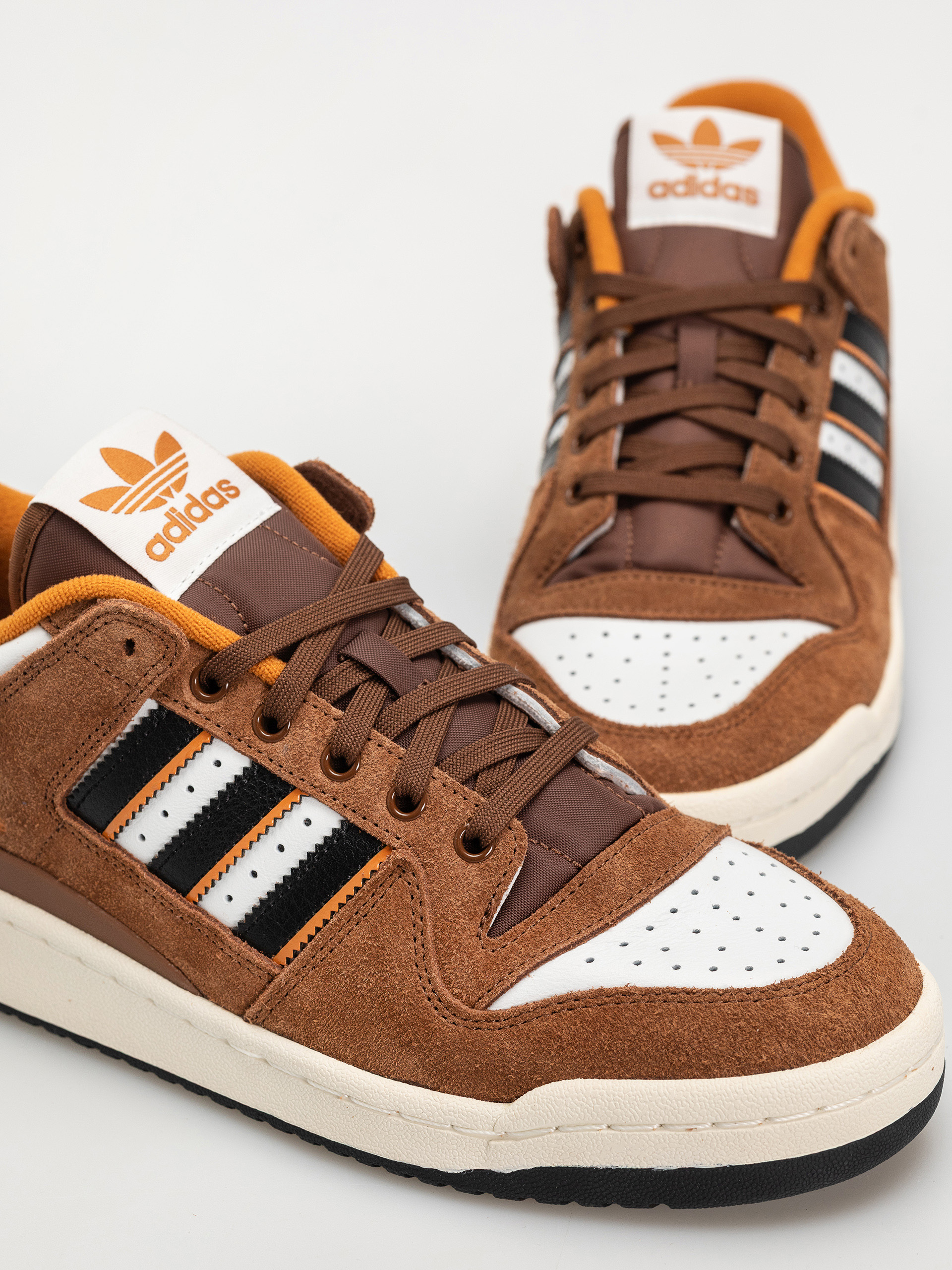 Buty adidas Forum 84 Low Adv (crywht/cblack/rusora)