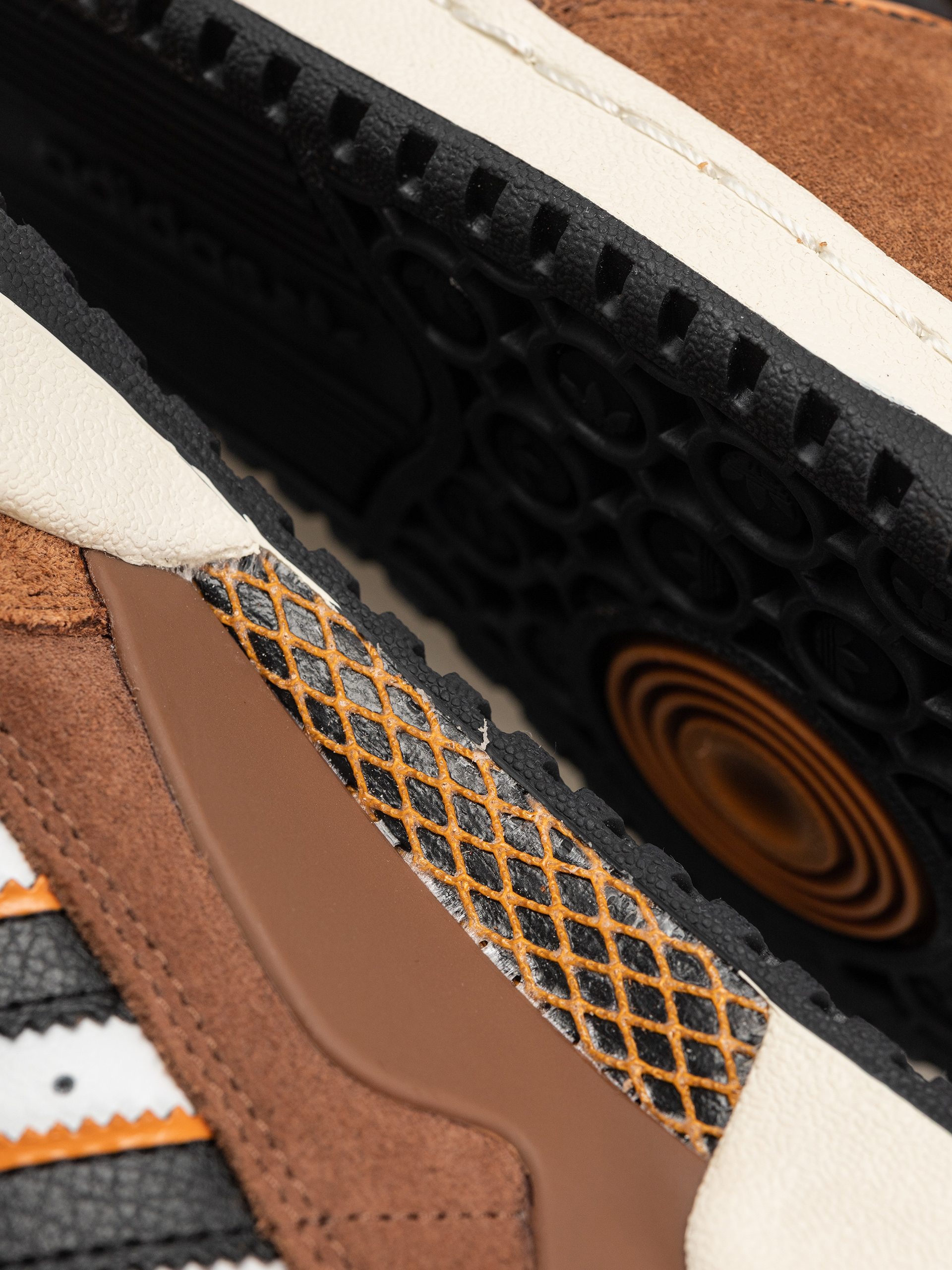 Buty adidas Forum 84 Low Adv (crywht/cblack/rusora)