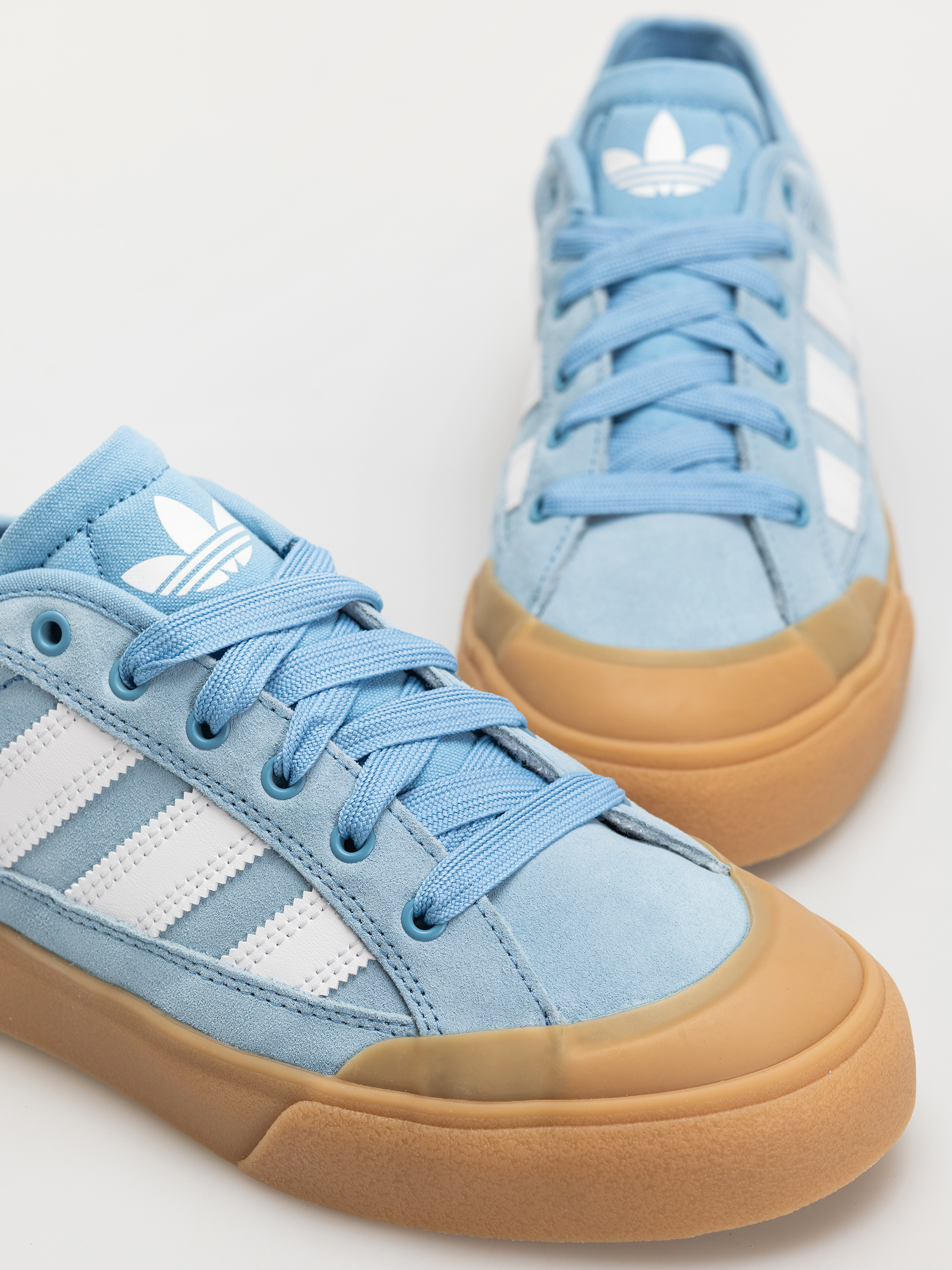 Buty adidas Court Tns Premiere (ltblue/ftwwht/gum3)