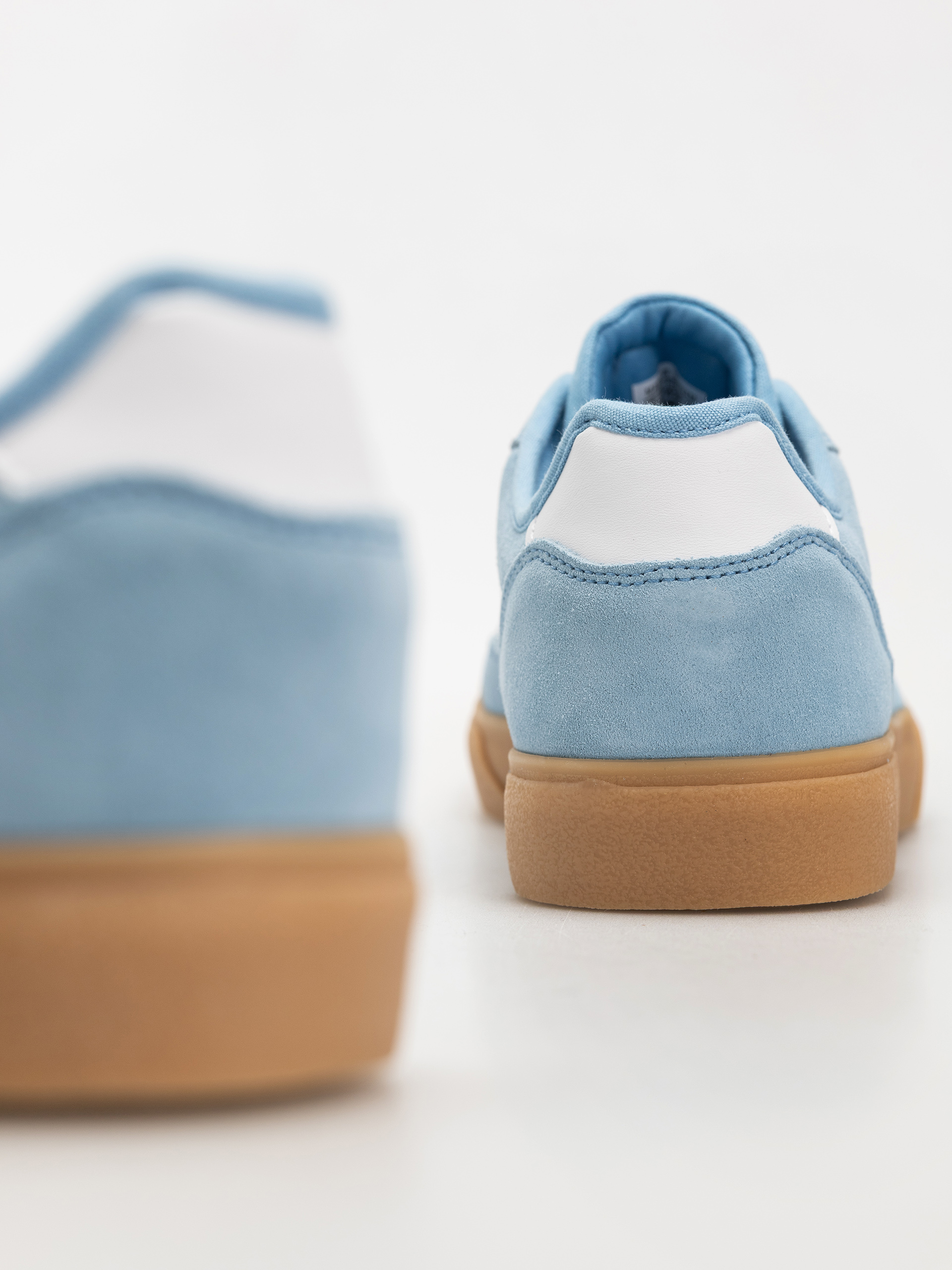 Buty adidas Court Tns Premiere (ltblue/ftwwht/gum3)