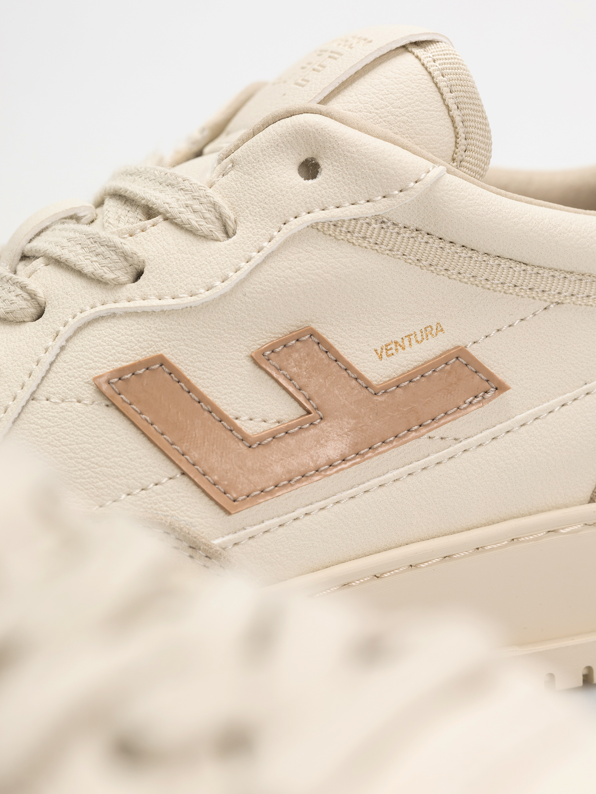 Buty Flamingos Life Ventura (brush cream)