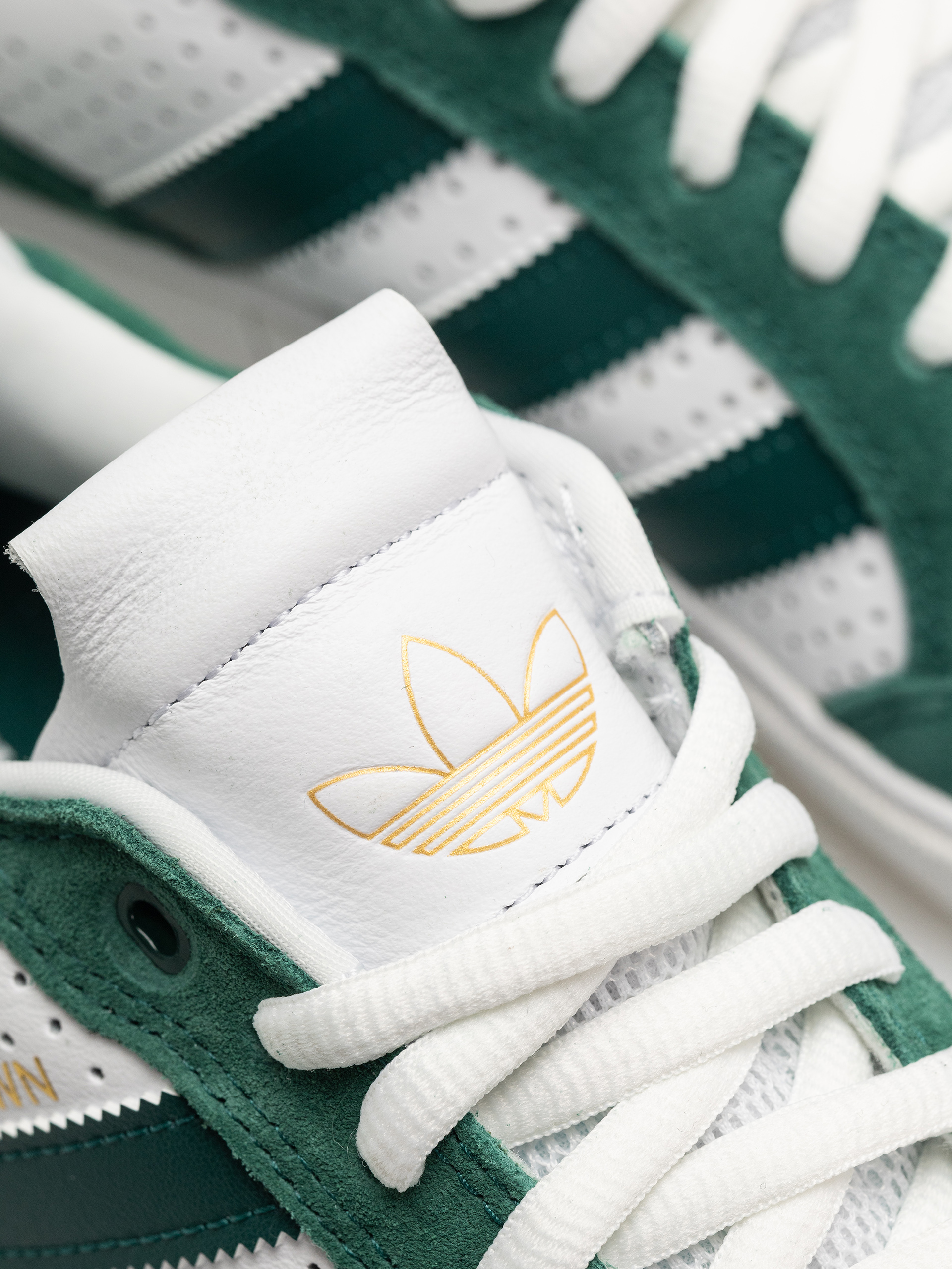 Buty adidas Tyshawn Low (cgreen/cgreen/ftwwht)