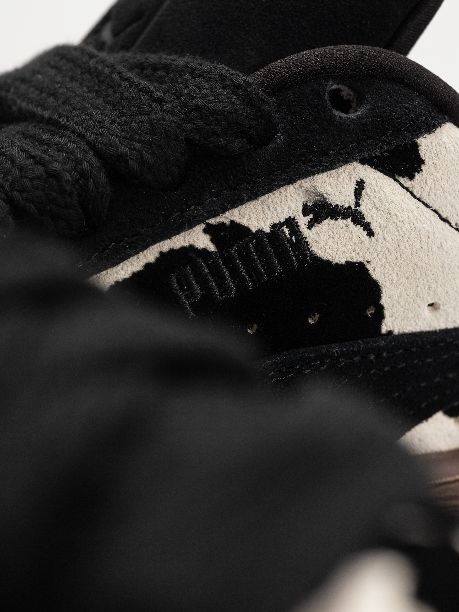 Buty Puma Suede XL Wild Instinct Wmn (puma black/warm white)