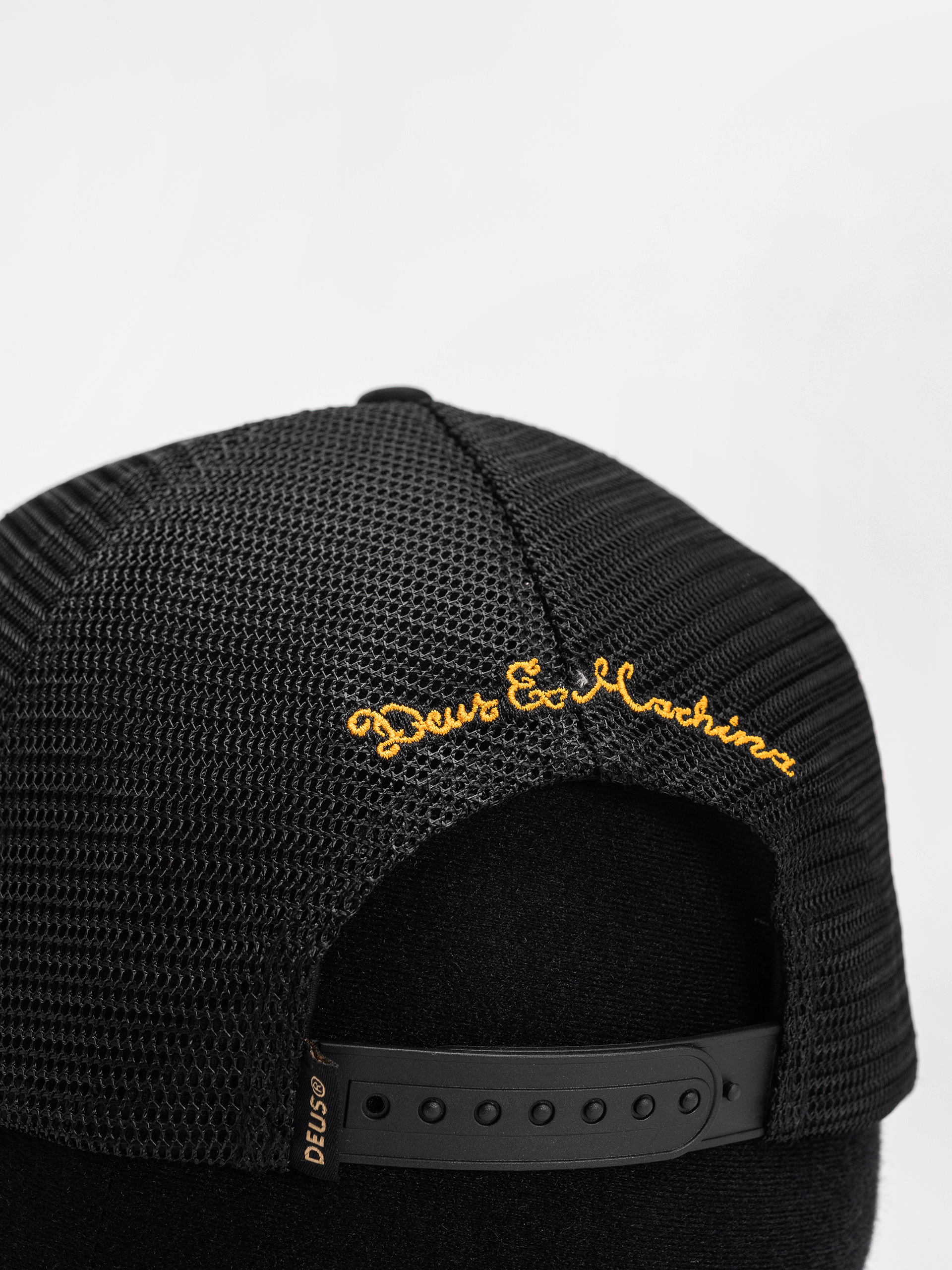 Czapka z daszkiem Deus Ex Machina Citadel Trucker (black)