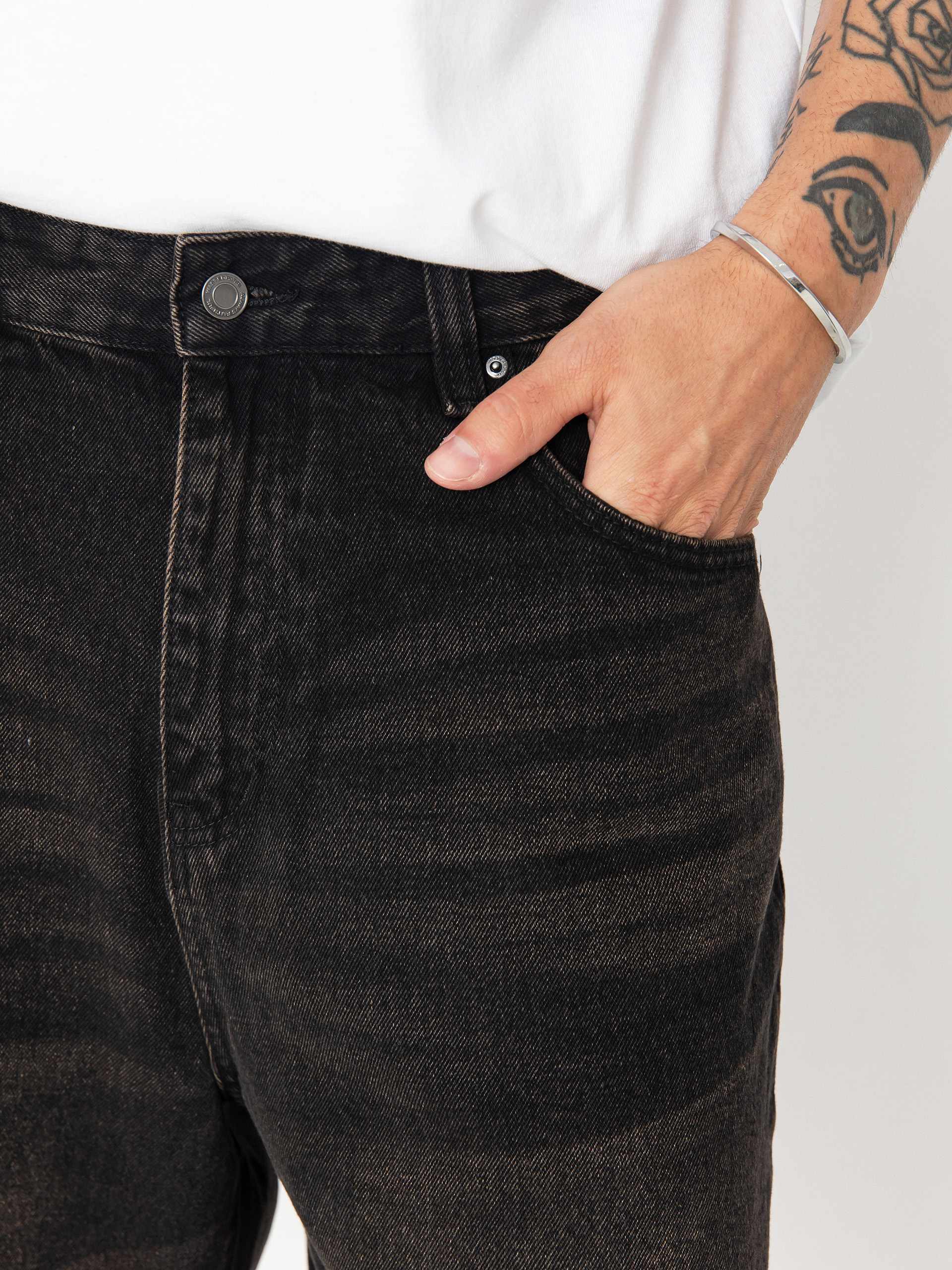 Szorty Wasted Paris Sandblast Casper (faded black)